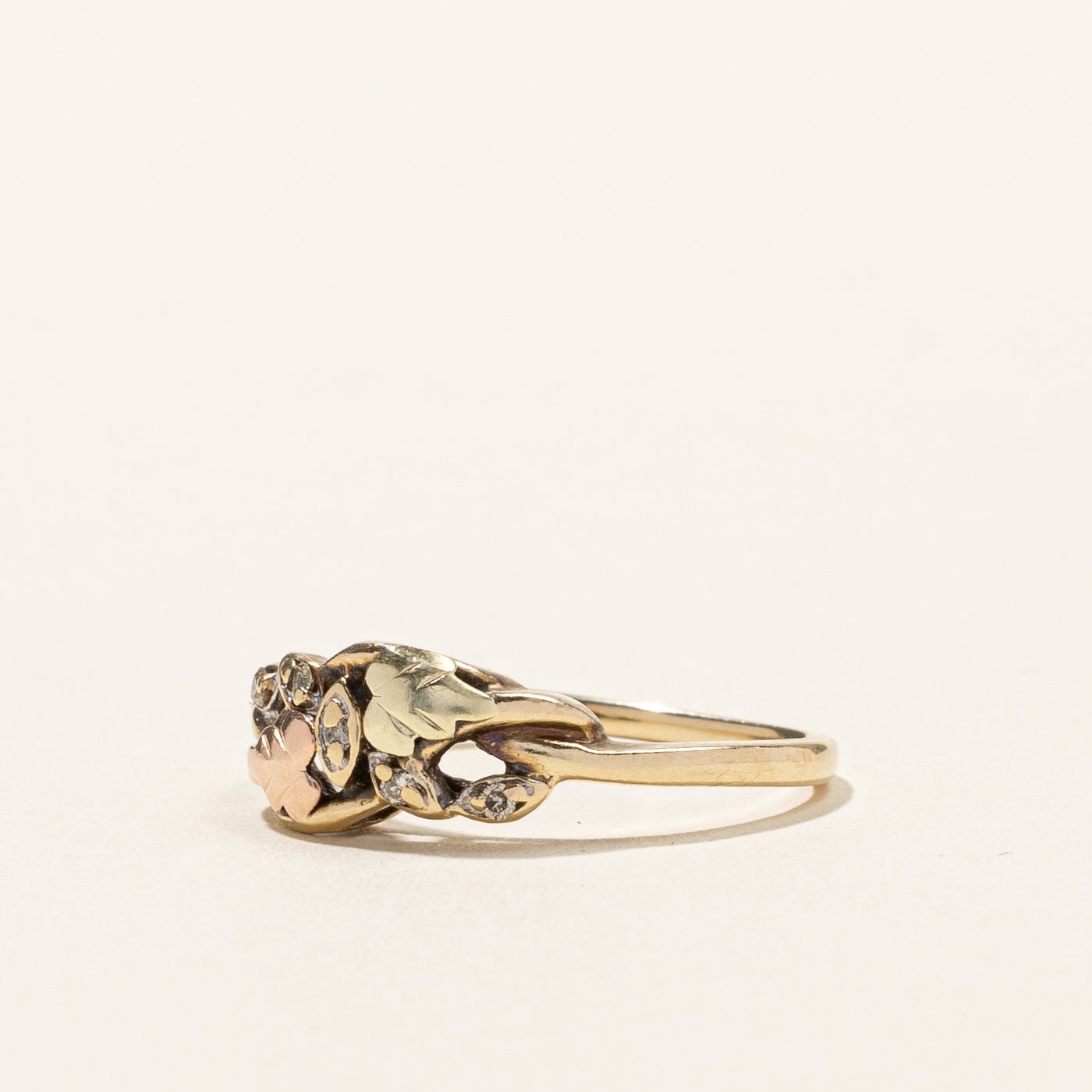 Two Tone Gold Diamond Ring | 0.04ctw | SZ 6.5 |