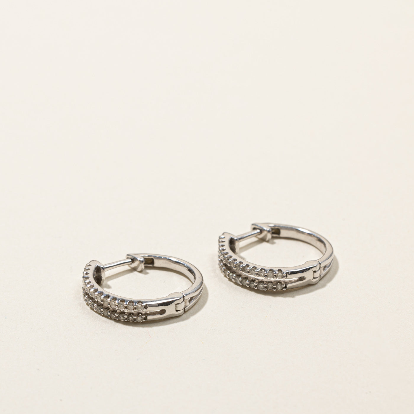 Boucles d'oreilles créoles pavées de diamants | 0,26 ct | 