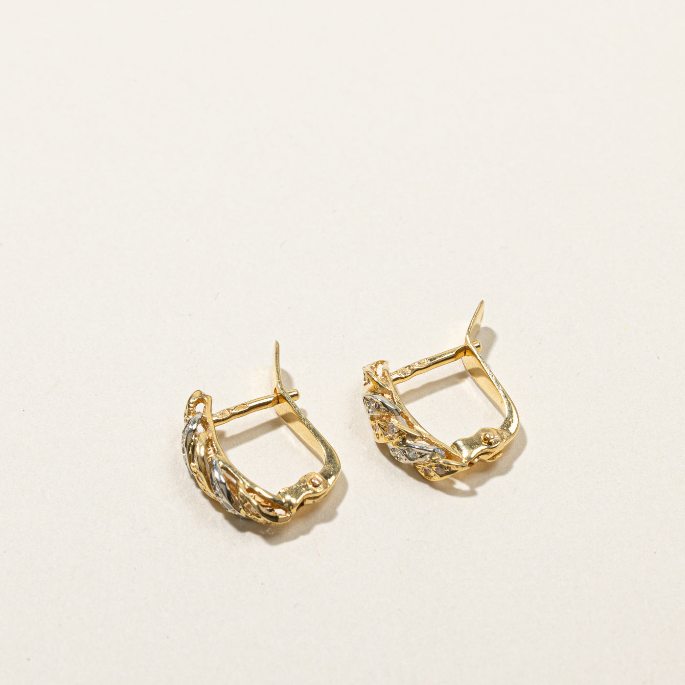 Boucles d'oreilles Hugie texturées en diamant | 0,10 ct | 