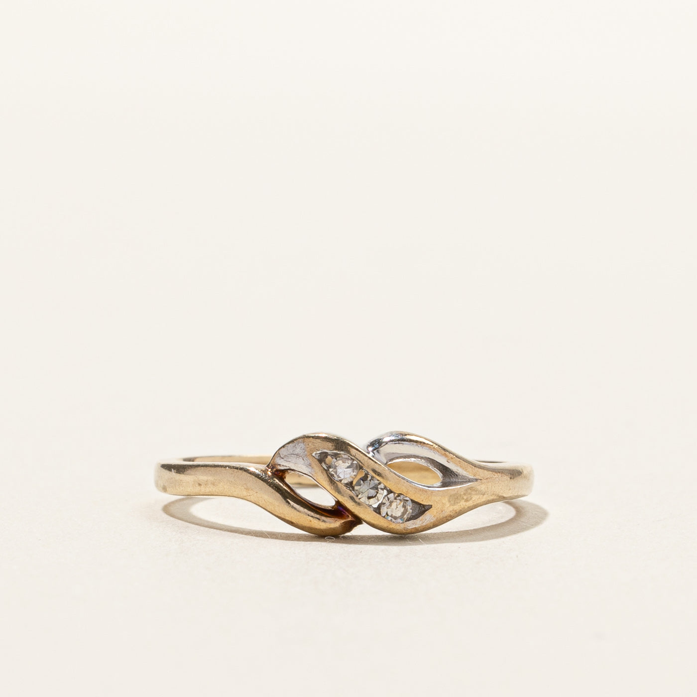 Bypass Diamond Ring | 0.06ctw | SZ 7.5 |