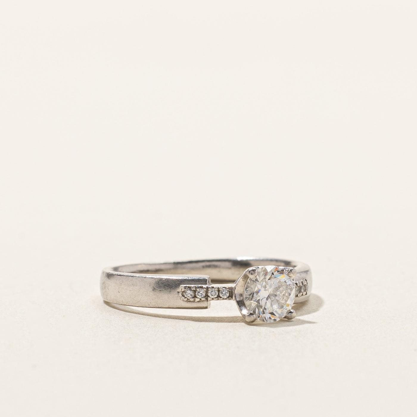 Solitaire with Accents Diamond Ring | 0.28ctw | SZ 3.5 |