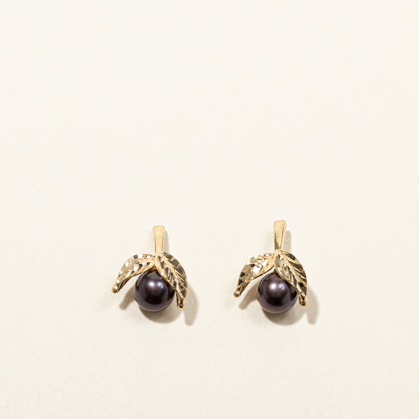 Black Pearl Earrings