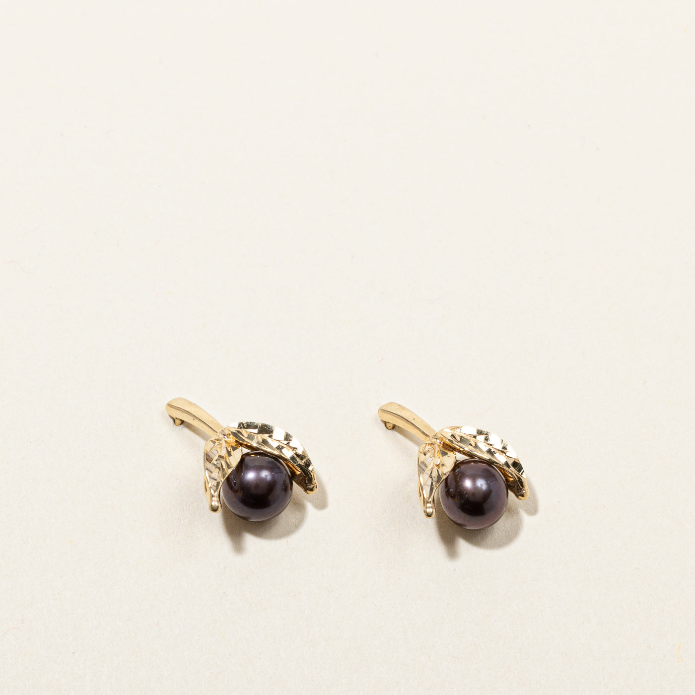 Black Pearl Earrings