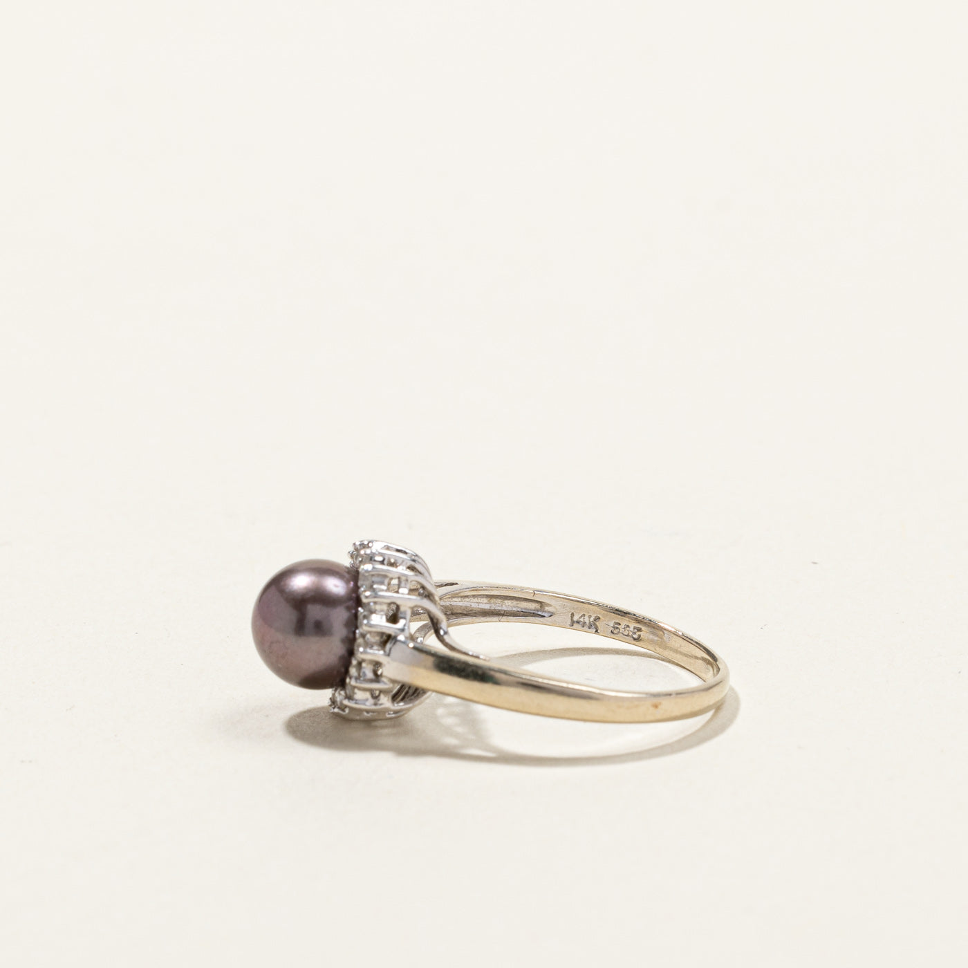 Pearl & Diamond Cocktail Ring | 0.18ctw | SZ 5 |