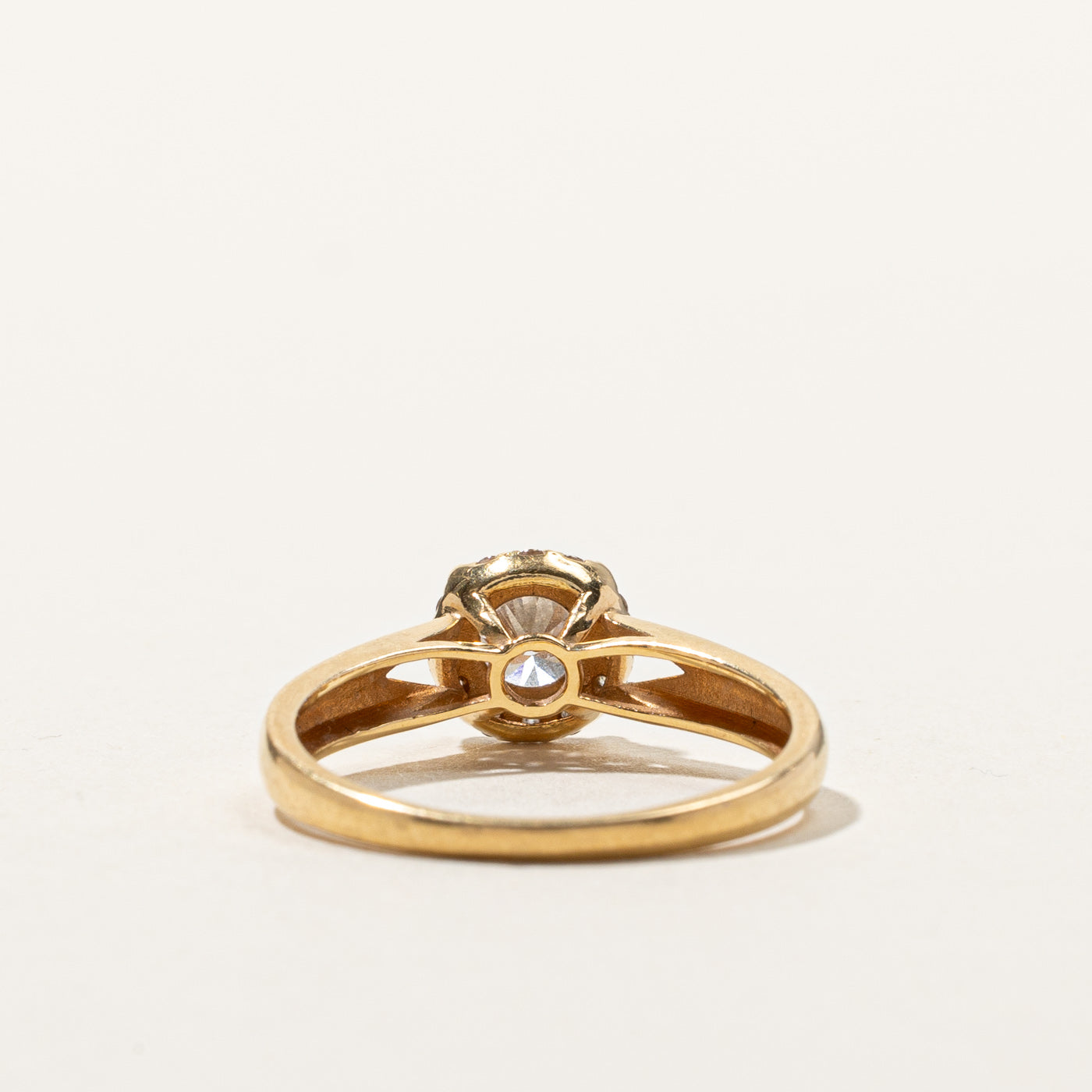 Halo Style Diamond Ring | 0.50ctw | SZ 6 |