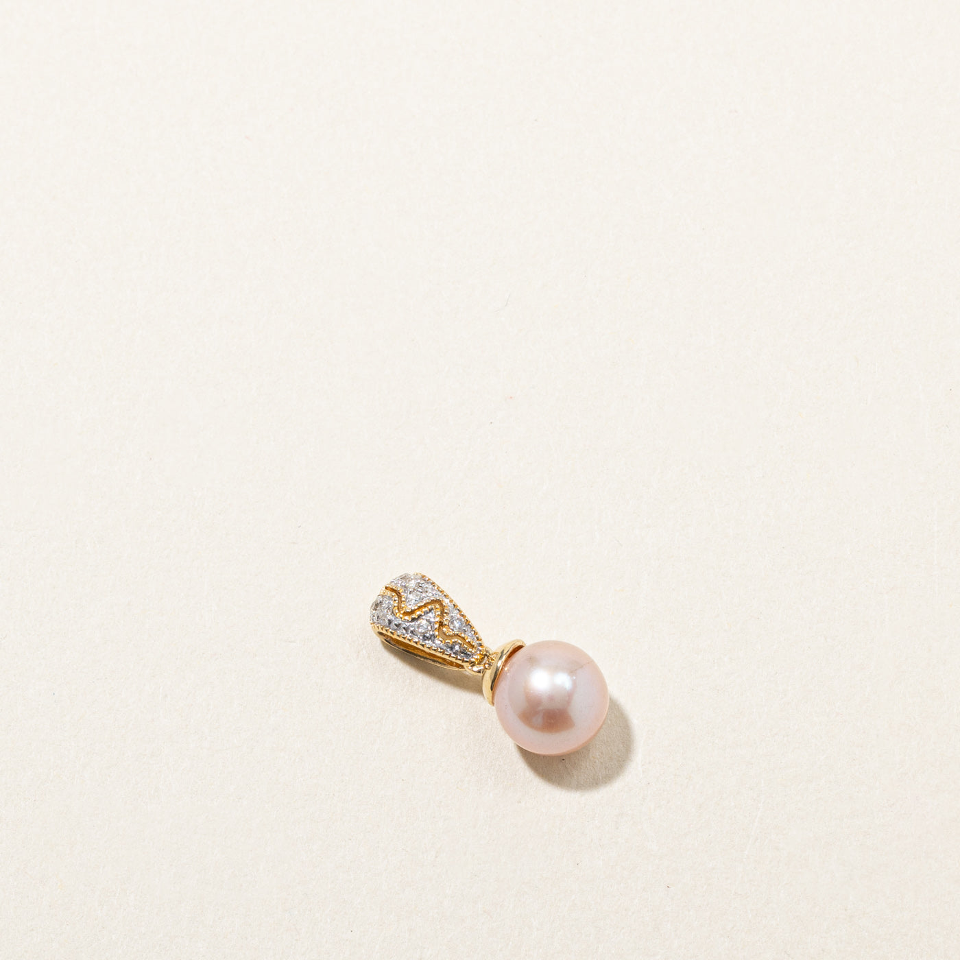 Diamond & Pearl Pendant | 0.08ctw |
