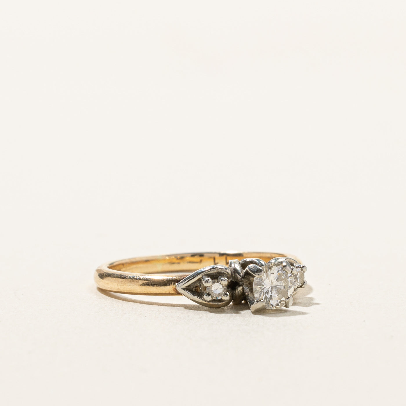 High Set Diamond Ring | 0.27ctw | SZ 5 |