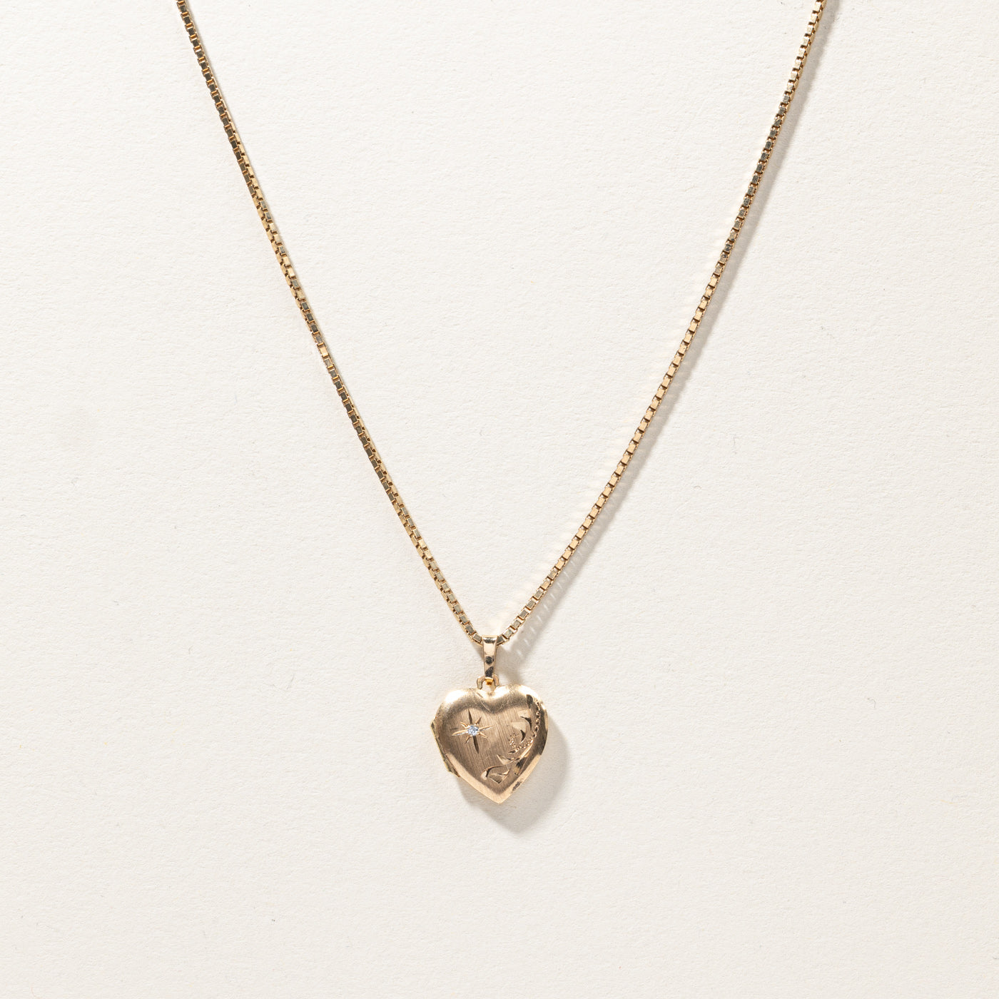 Diamond Heart Locket Necklace | 0.01ct | 22"|