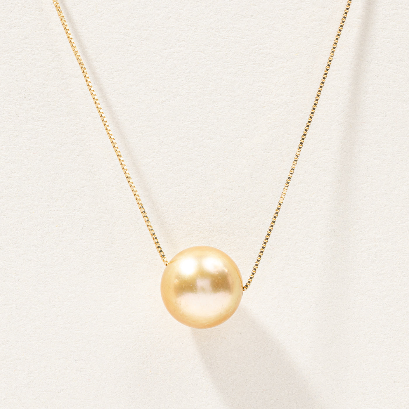 Pearl Pendant Necklace | 17"|