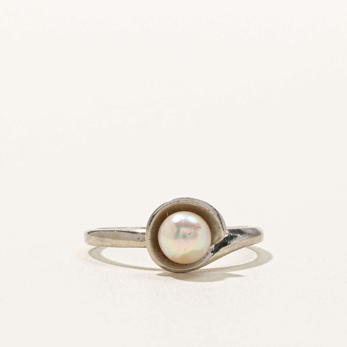 Pearl White Gold Ring | SZ 7.25 |