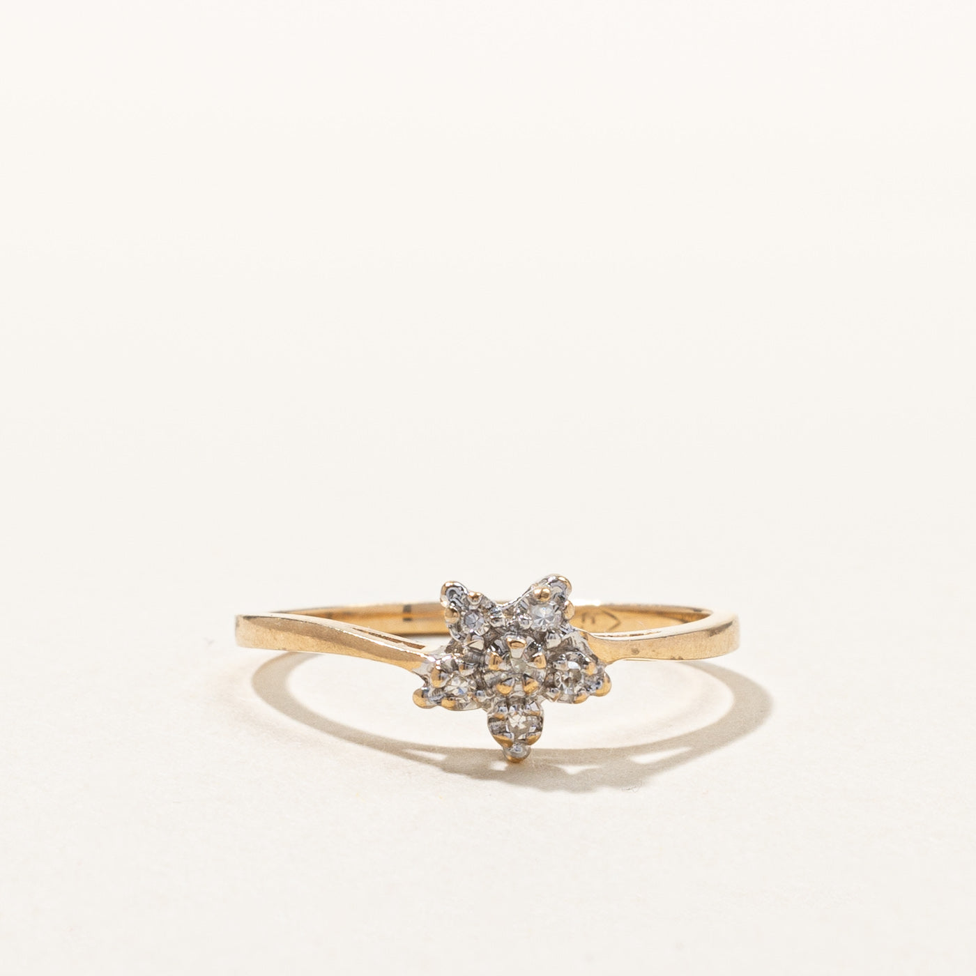 Cluster Set Diamond Ring | 0.06ctw | SZ 6.5 |