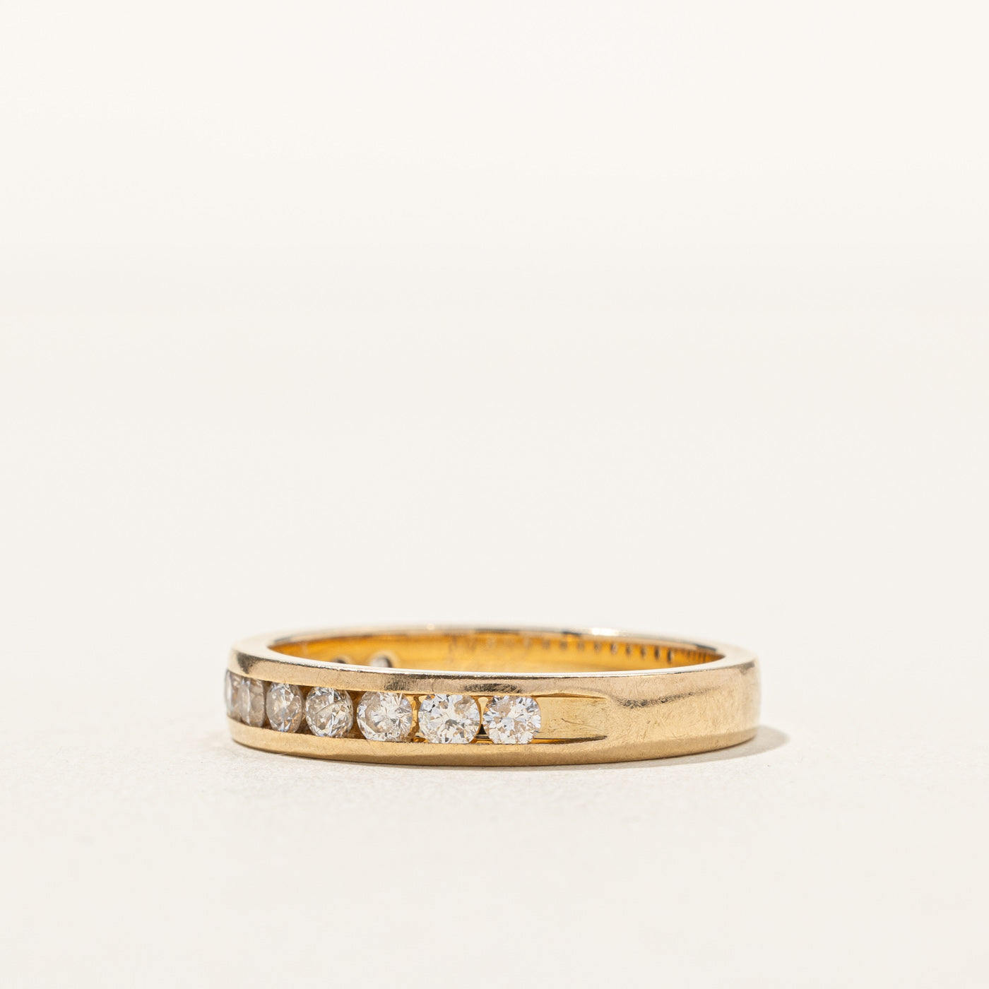 Alliance semi-éternité sertie de diamants en canal | 0,48 ct au total | Taille 7 | 
