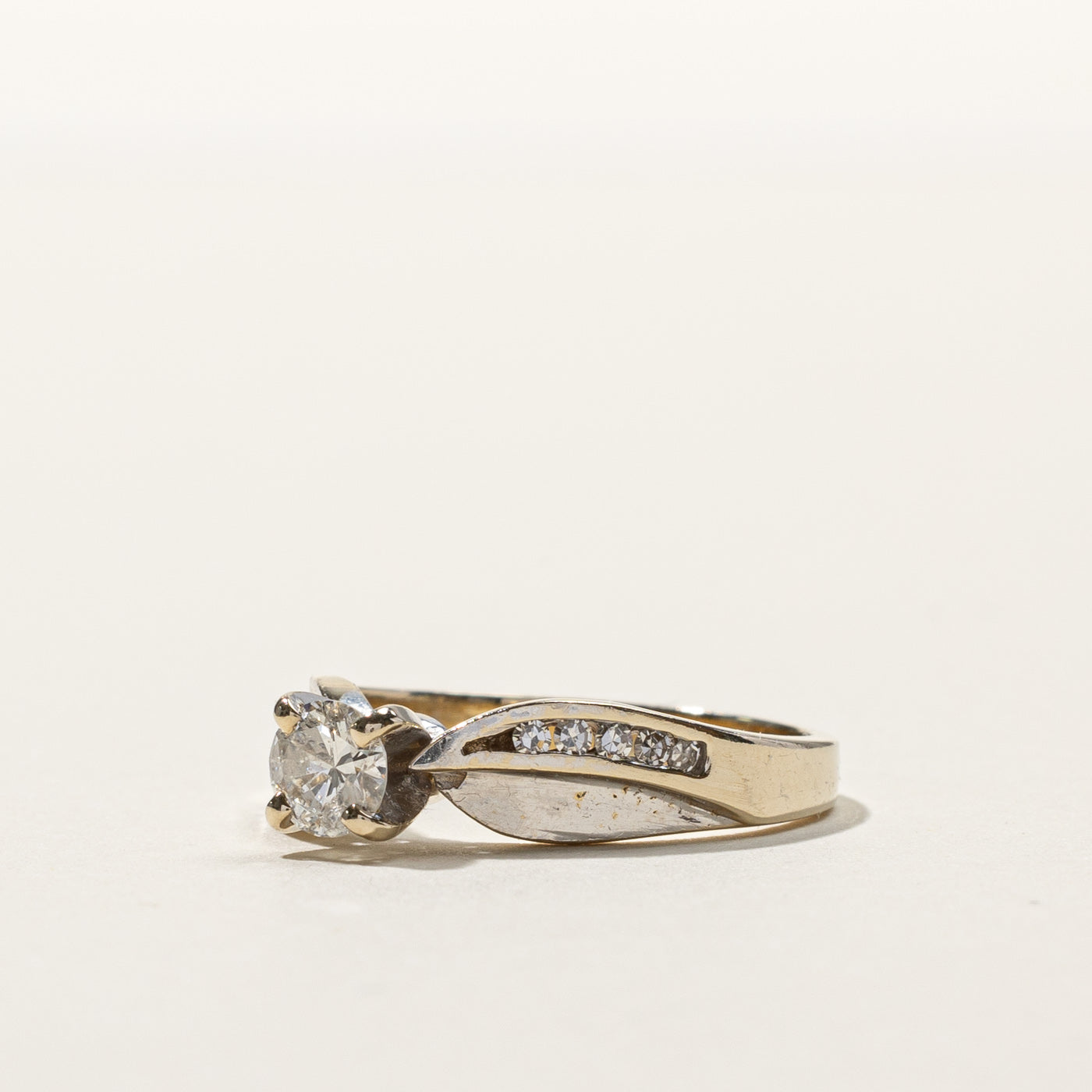 Solitaire with Accents Diamond Ring | 0.35ctw | SZ 4.75 |