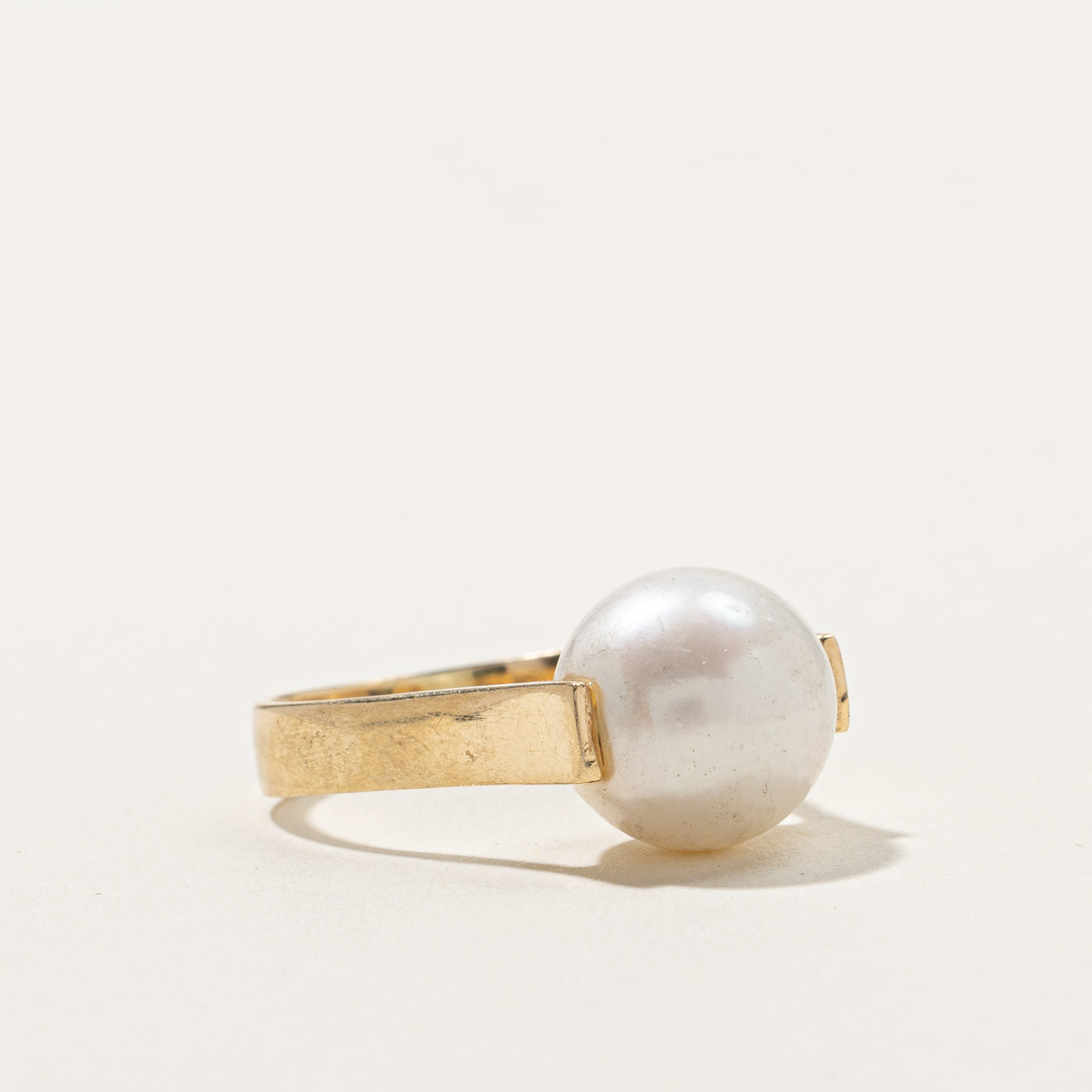 Tension Set Pearl Ring | SZ 7.75 |
