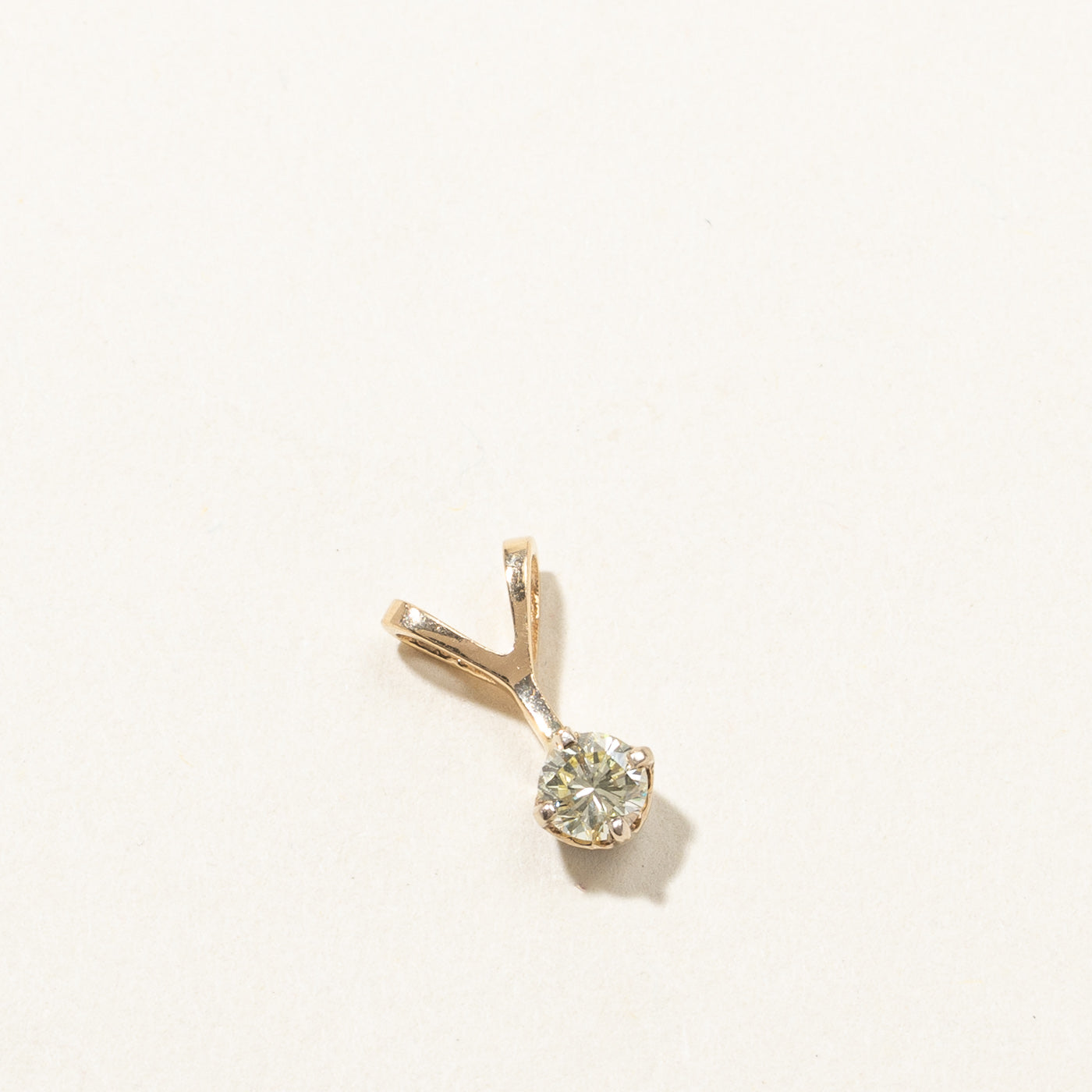 Solitaire Diamond Pendant | 0.23ct |