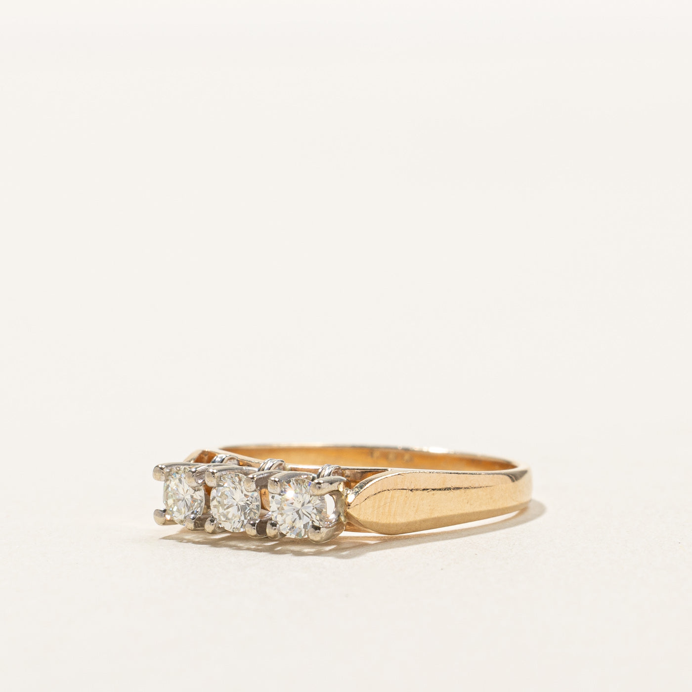Three Stone Diamond Ring | 0.35ctw | SZ 6.25 |