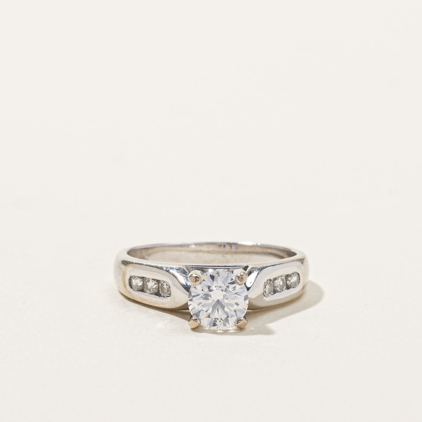High Set Diamond Engagement Ring | 0.89ctw SI1 E | SZ 6 |