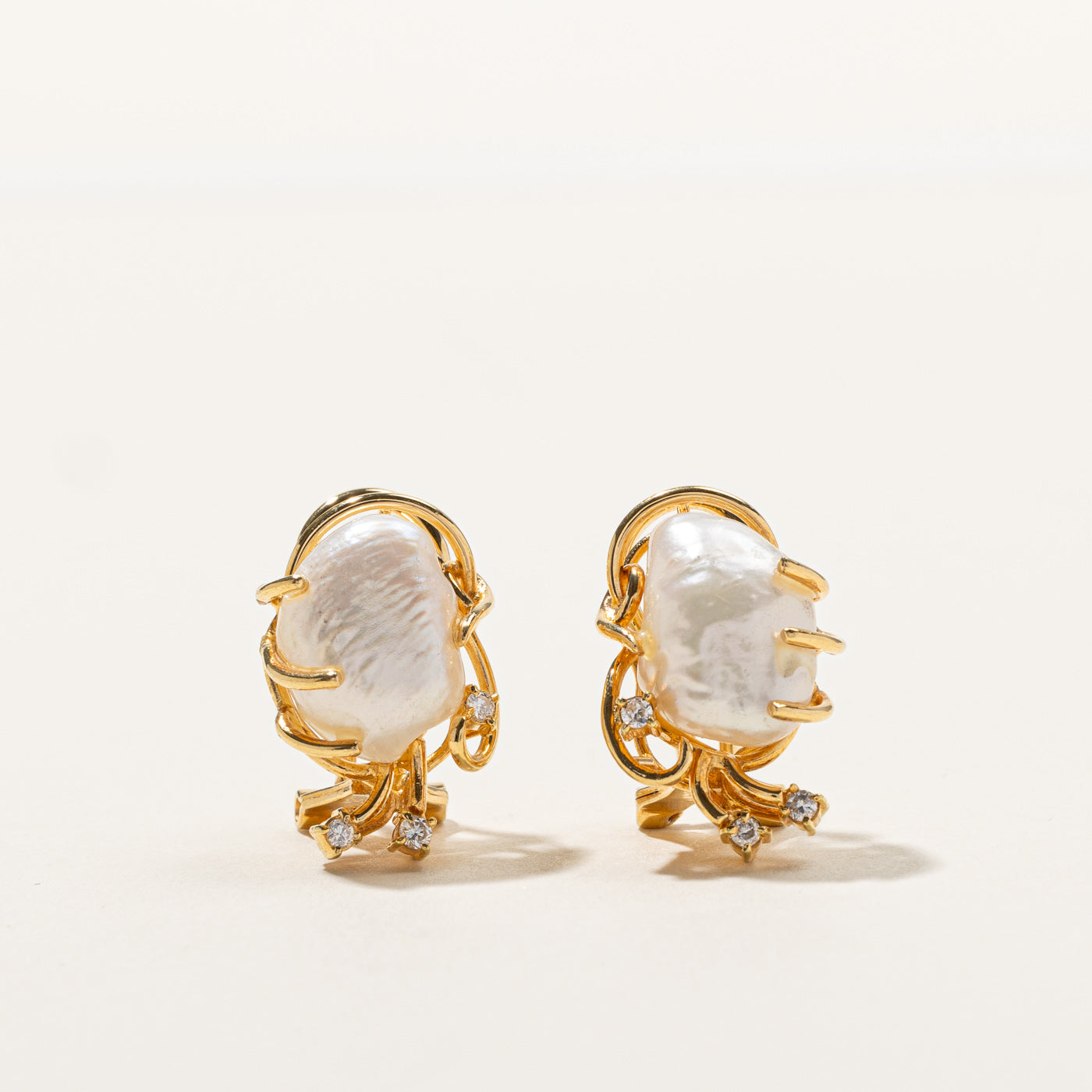 Pearl & Diamond Earrings | 0.14ctw |