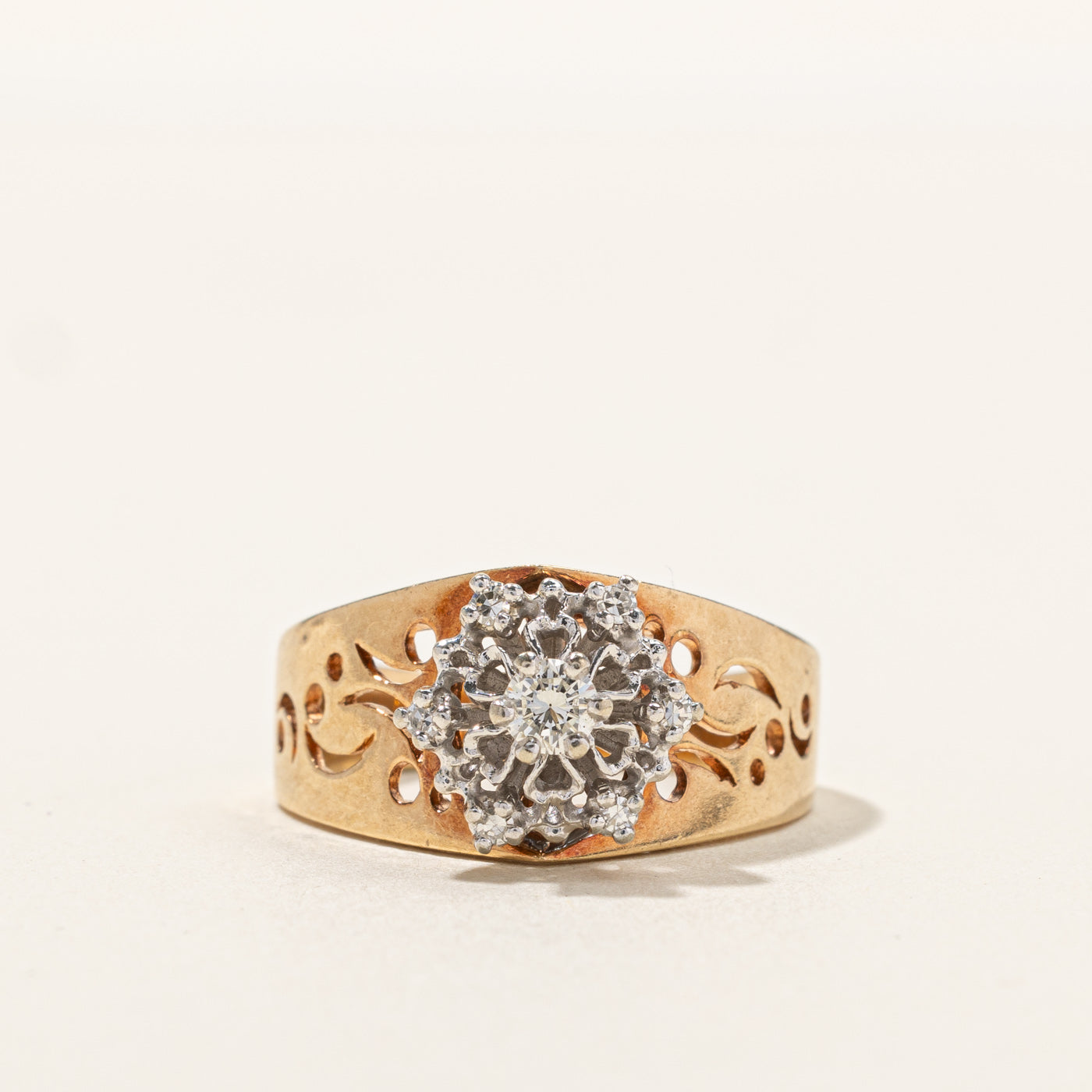 Filigree Diamond Cluster Ring | 0.22ctw | SZ 6.5 |