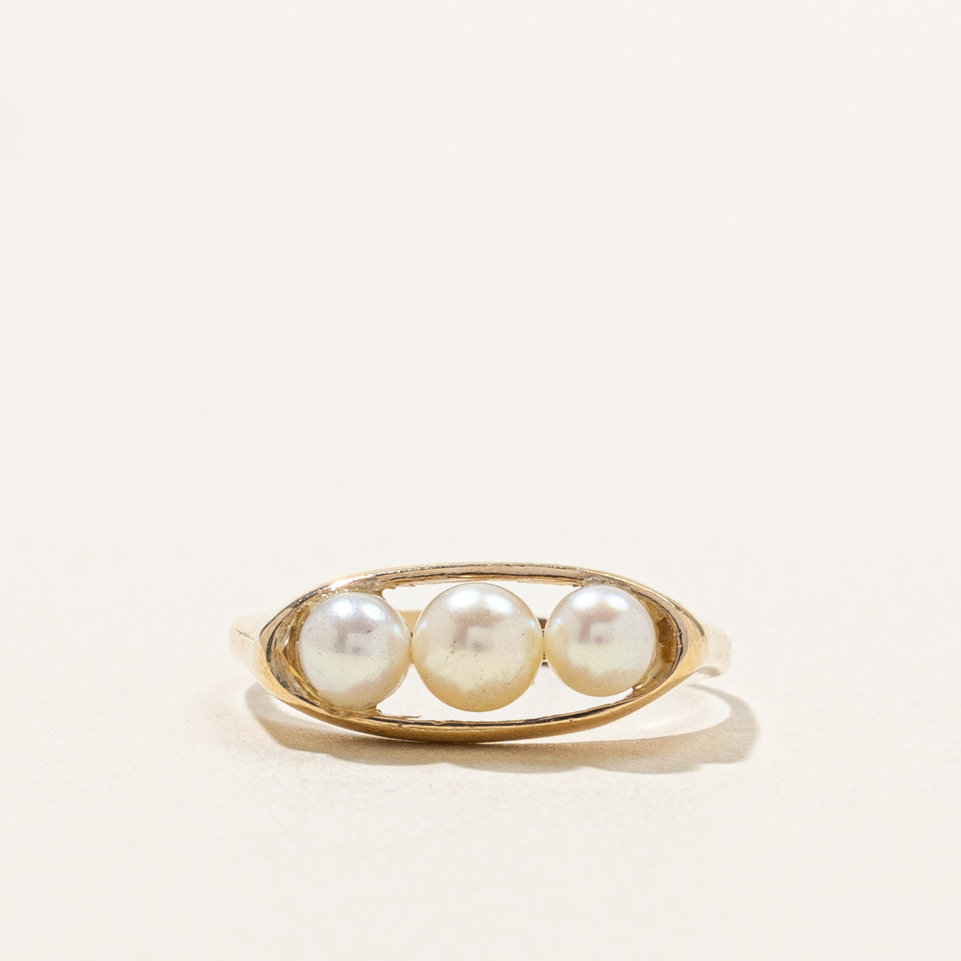 Vintage Three Stone Pearl Ring | SZ 6.75 |