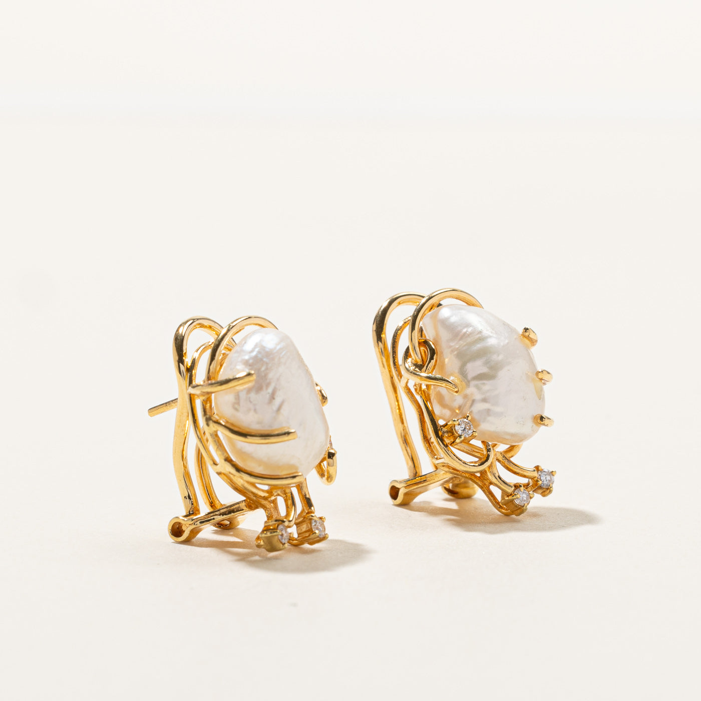 Pearl & Diamond Earrings | 0.14ctw |