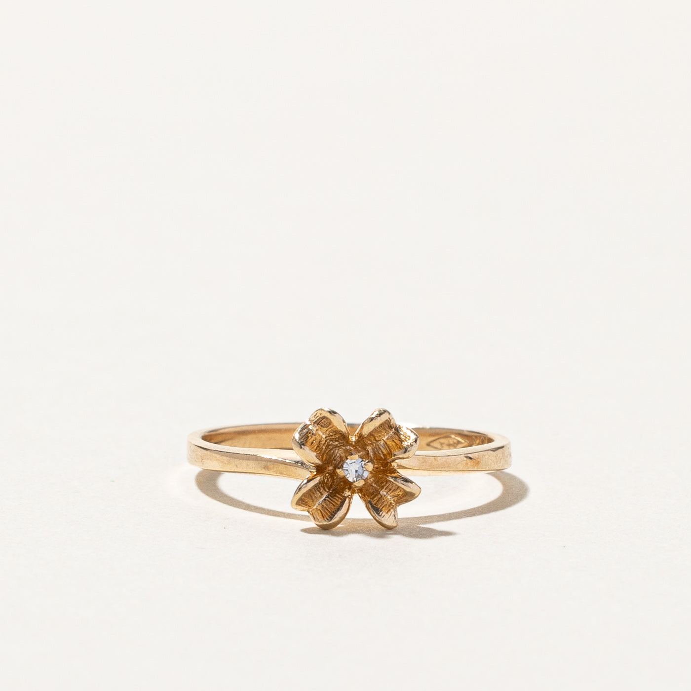 Bague en diamant à motif floral | 0,01 ct | Taille 6 | 