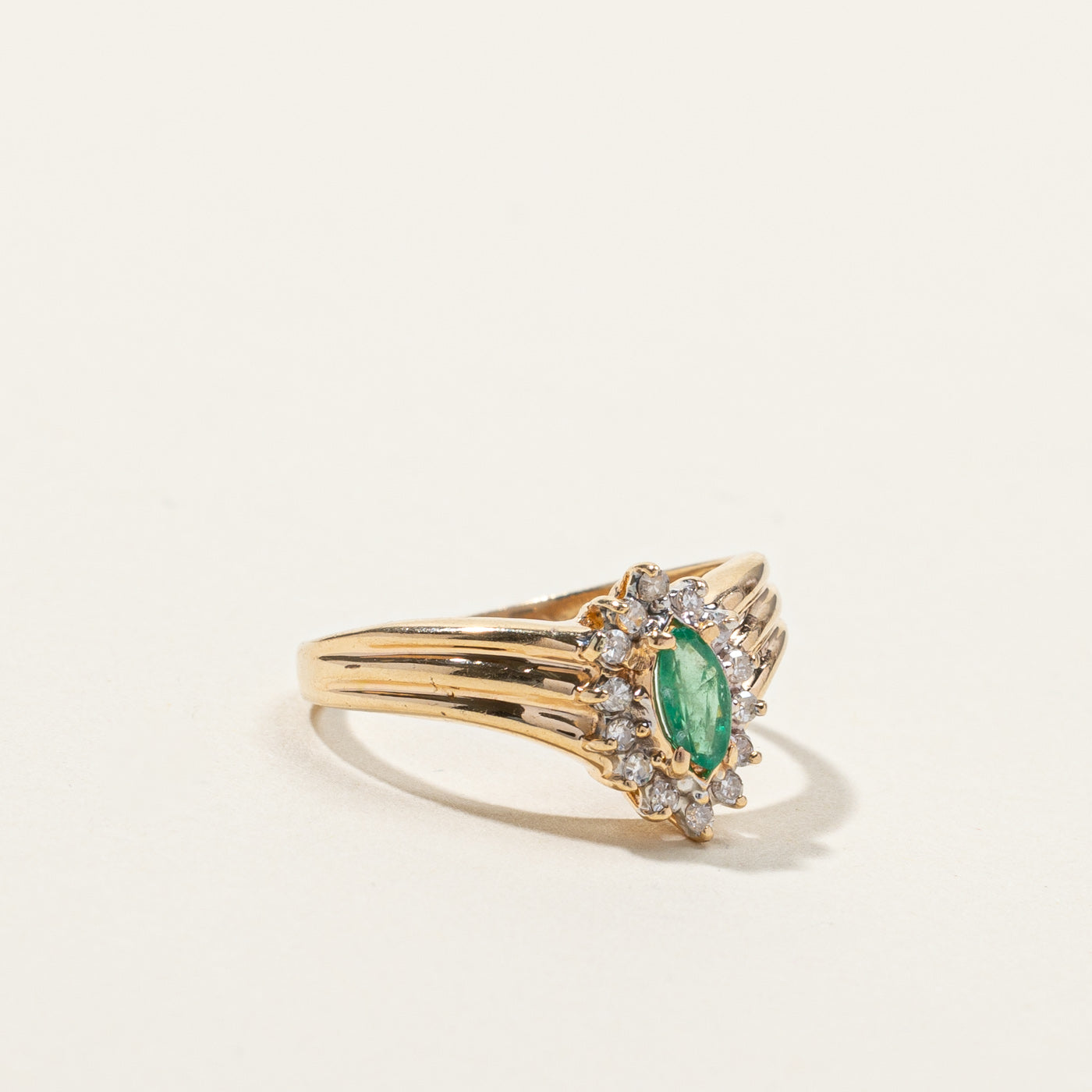 Emerald & Diamond Cocktail Ring | 0.13ct | 0.10ctw | SZ 4.75 |