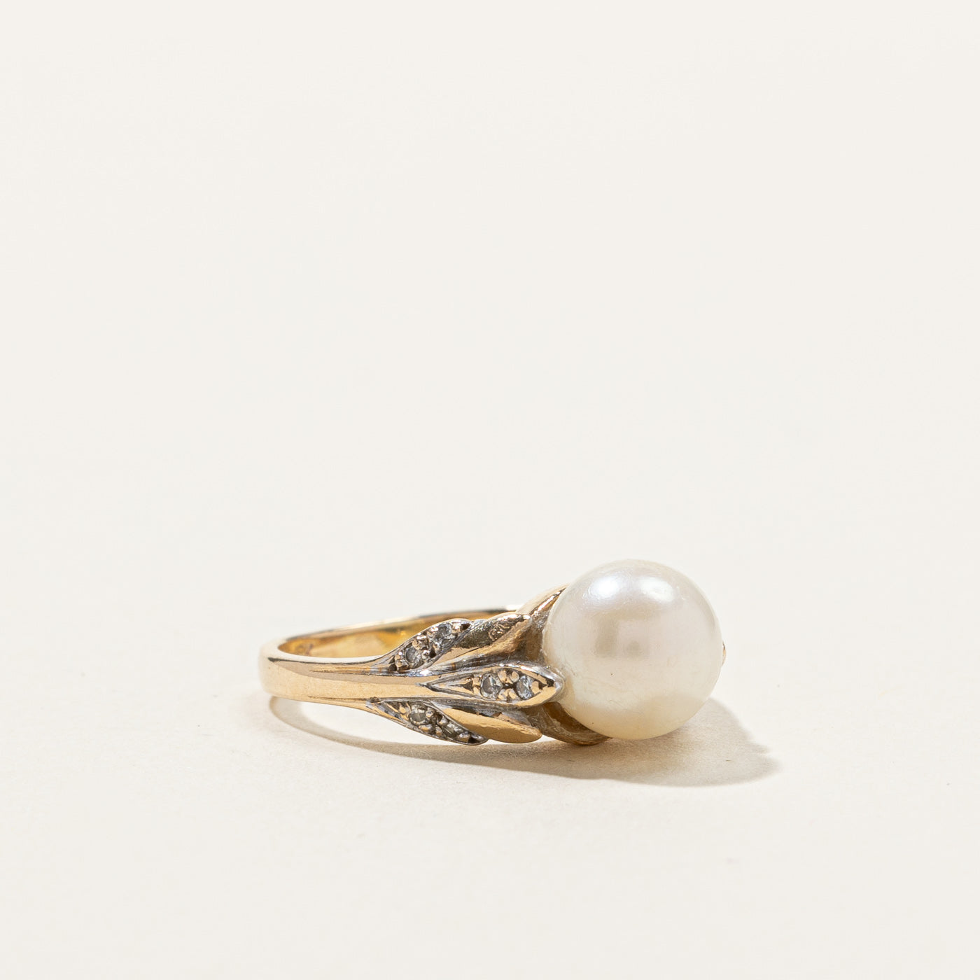 High Set Pearl & Diamond Ring | 0.06ctw | SZ 6.25 |