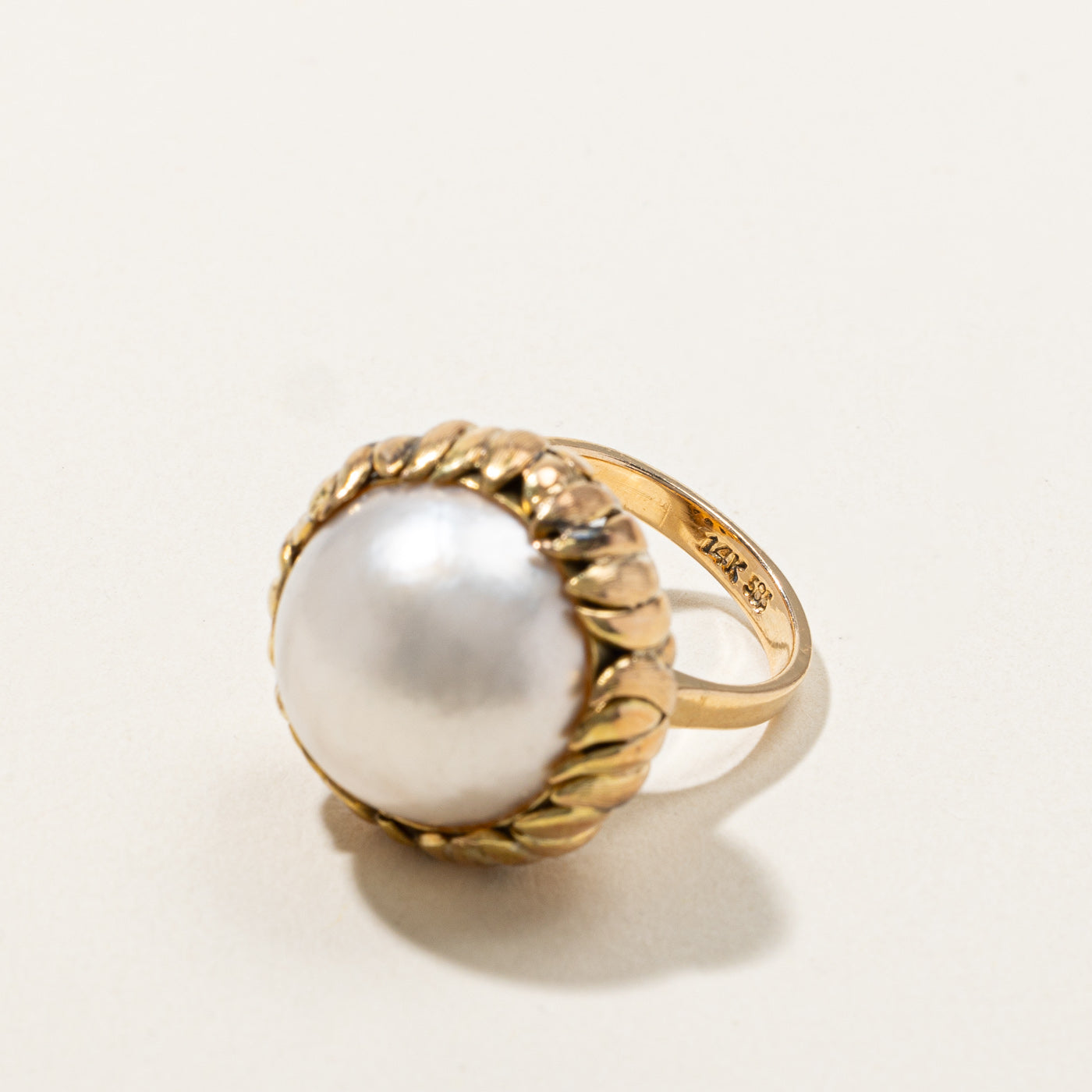 Pearl Dome Ring | SZ 6.25 |