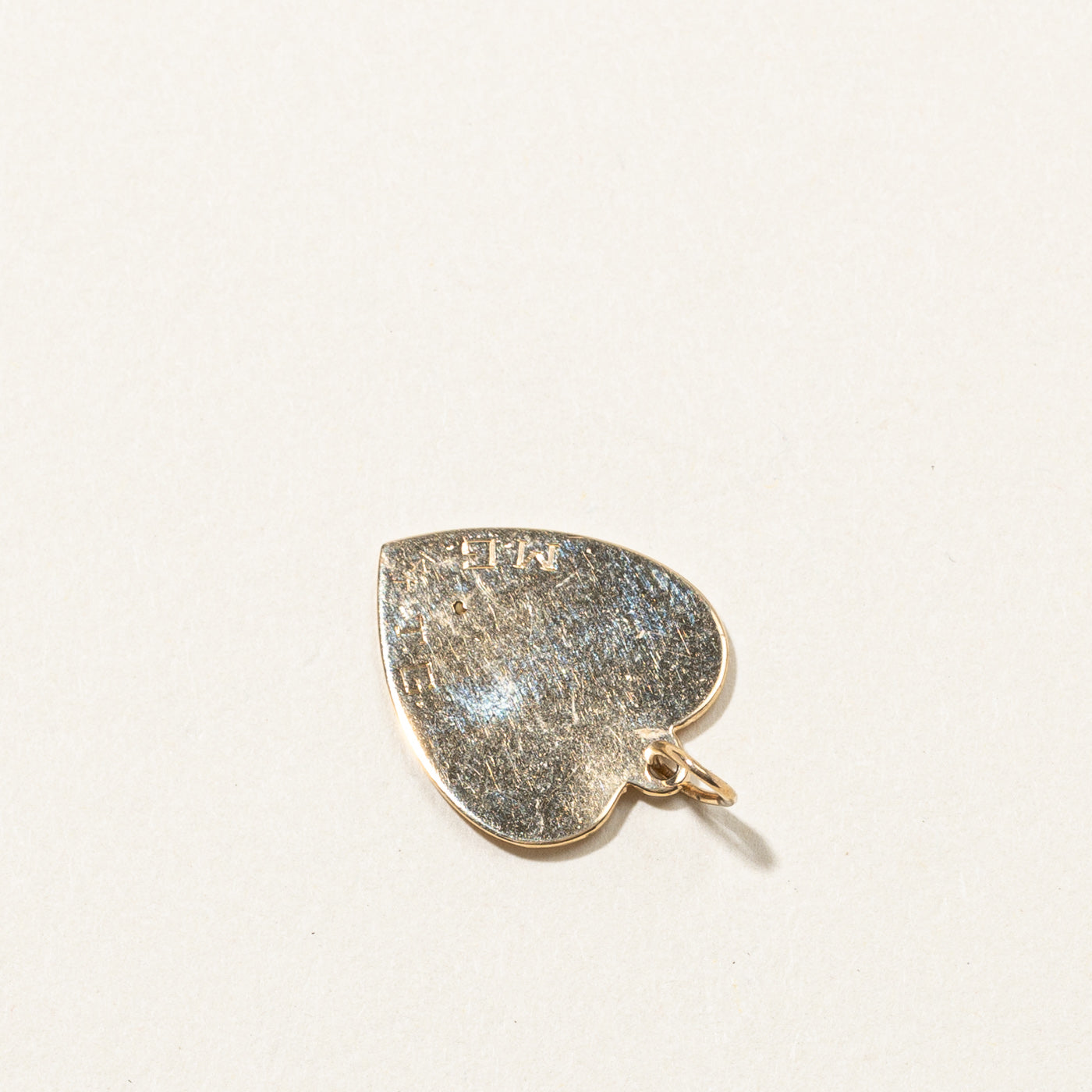Pendentif cœur en perles fines 