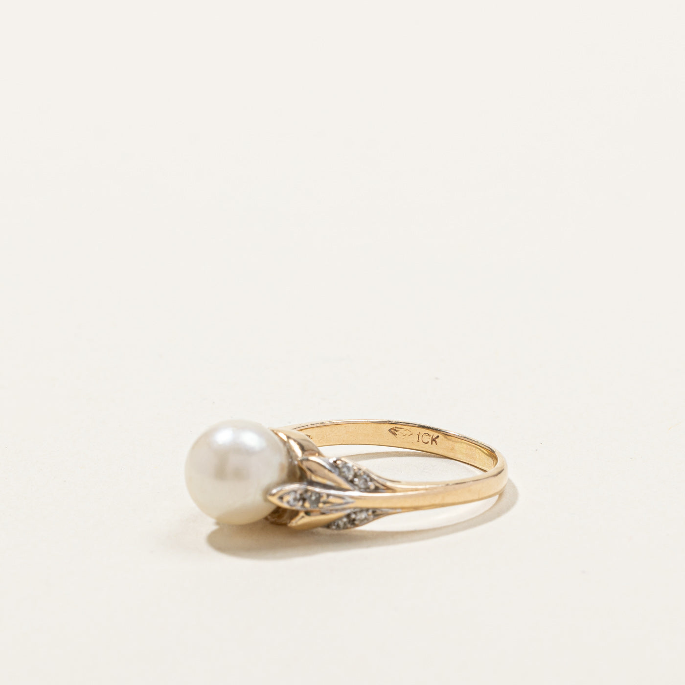 High Set Pearl & Diamond Ring | 0.06ctw | SZ 6.25 |