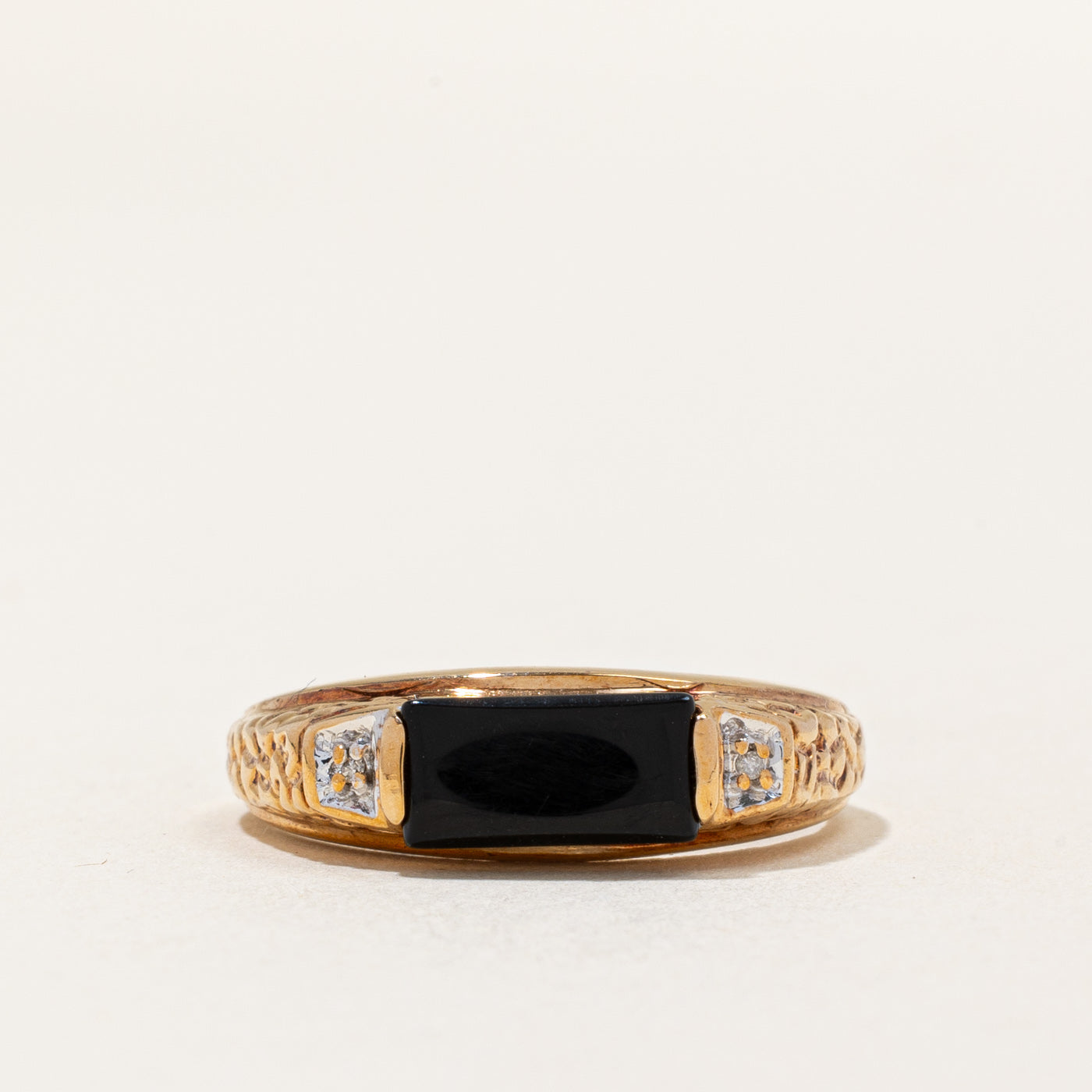 Black Onyx & Diamond Ring | 1.50ct, 0.01ctw | SZ 8.5 |