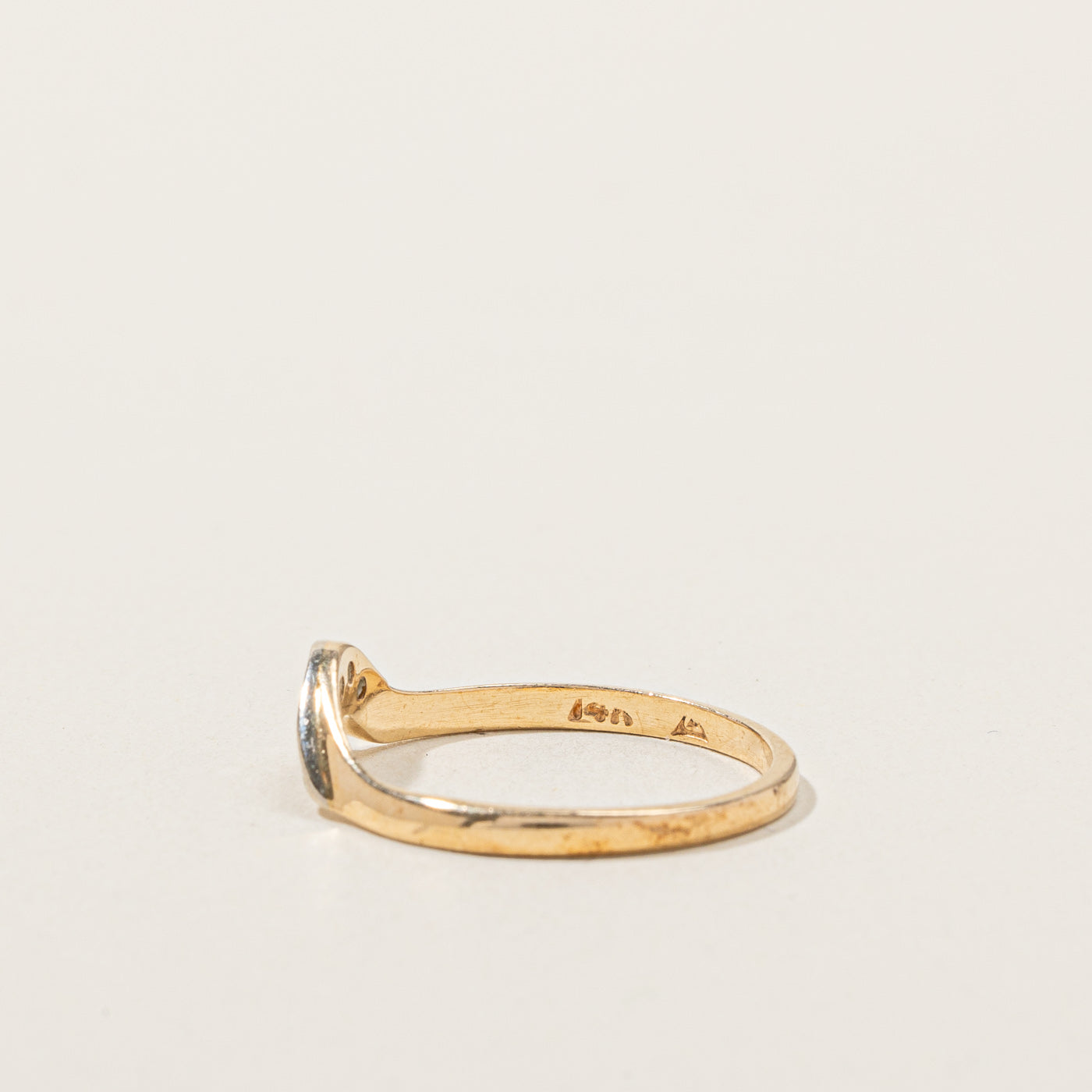 Diamond Contour Band | 0.04ctw | SZ 6.75 |