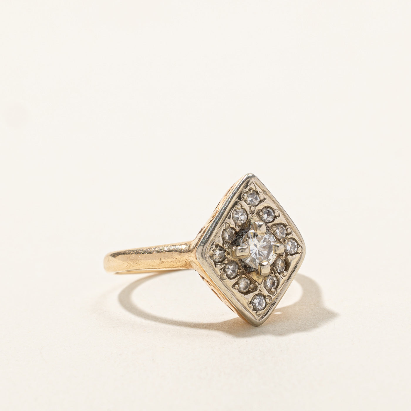 Diamond Cluster Ring | 0.46ctw | SZ 6.75 |