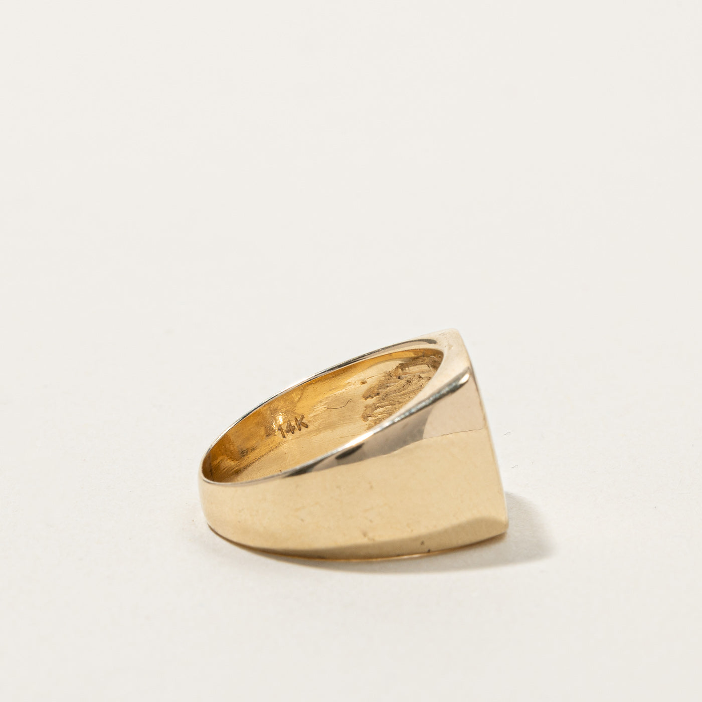 Gold Signet Ring | SZ 5.5 |