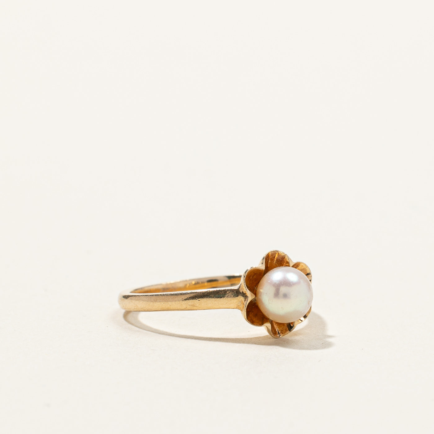 'Birks' Pearl Floral Ring | SZ 5.75 |