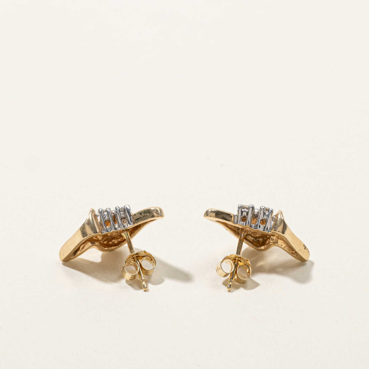 Diamond Swirl Earrings | 0.16ctw |