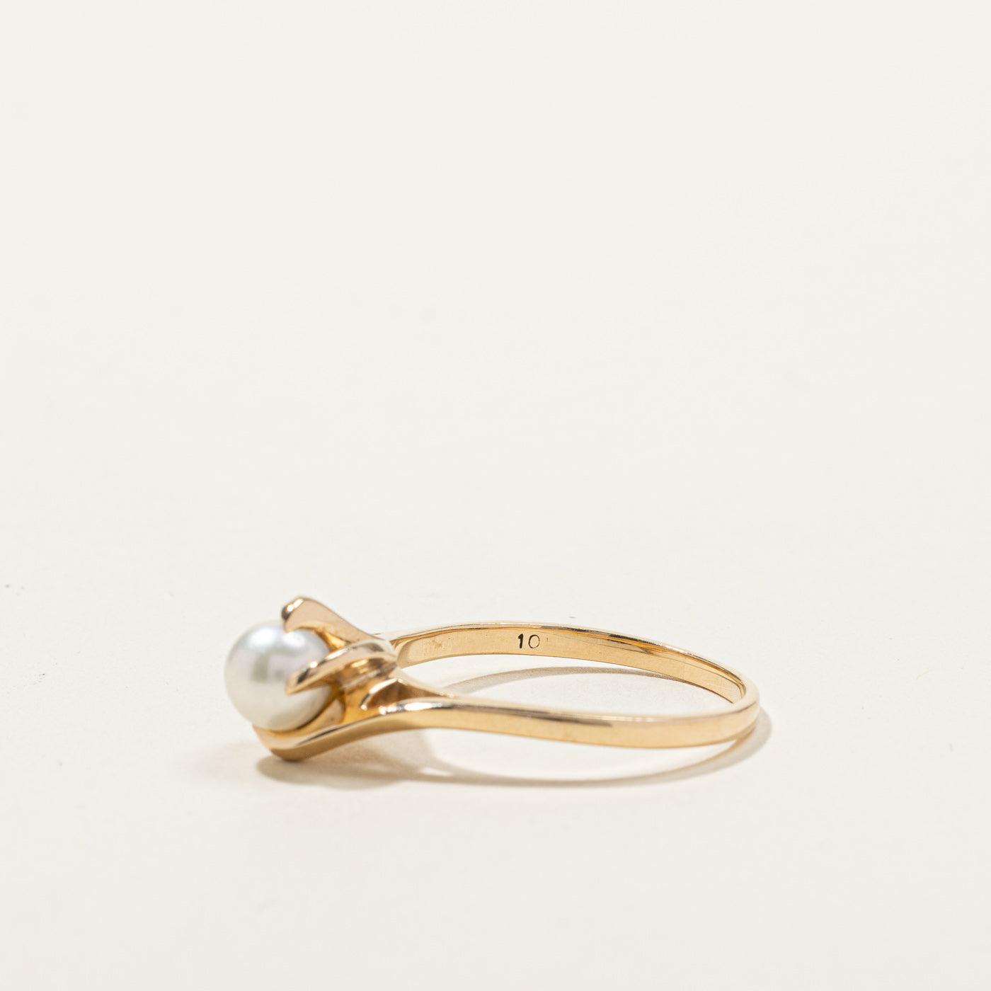 Claw Set Pearl Ring | SZ 8.75 |