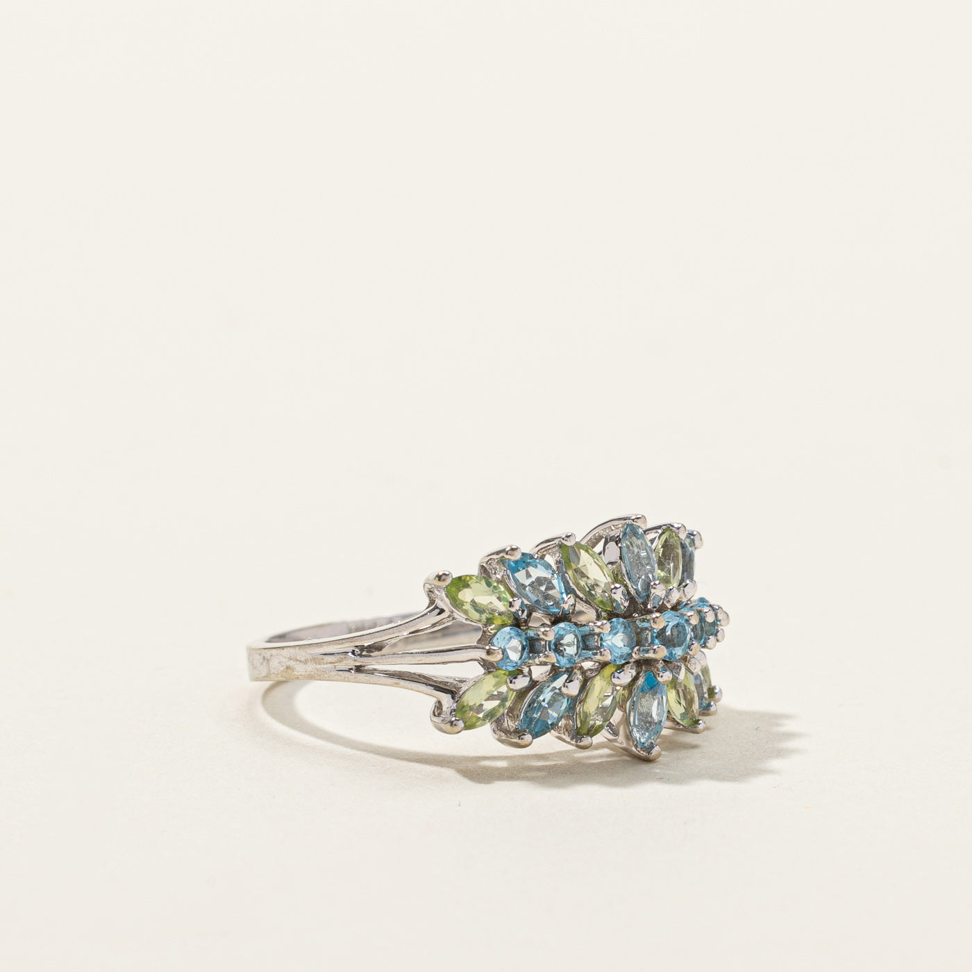 Cluster Topaz & Peridot Ring | 0.57ctw | 0.48ctw | SZ 6.25 |