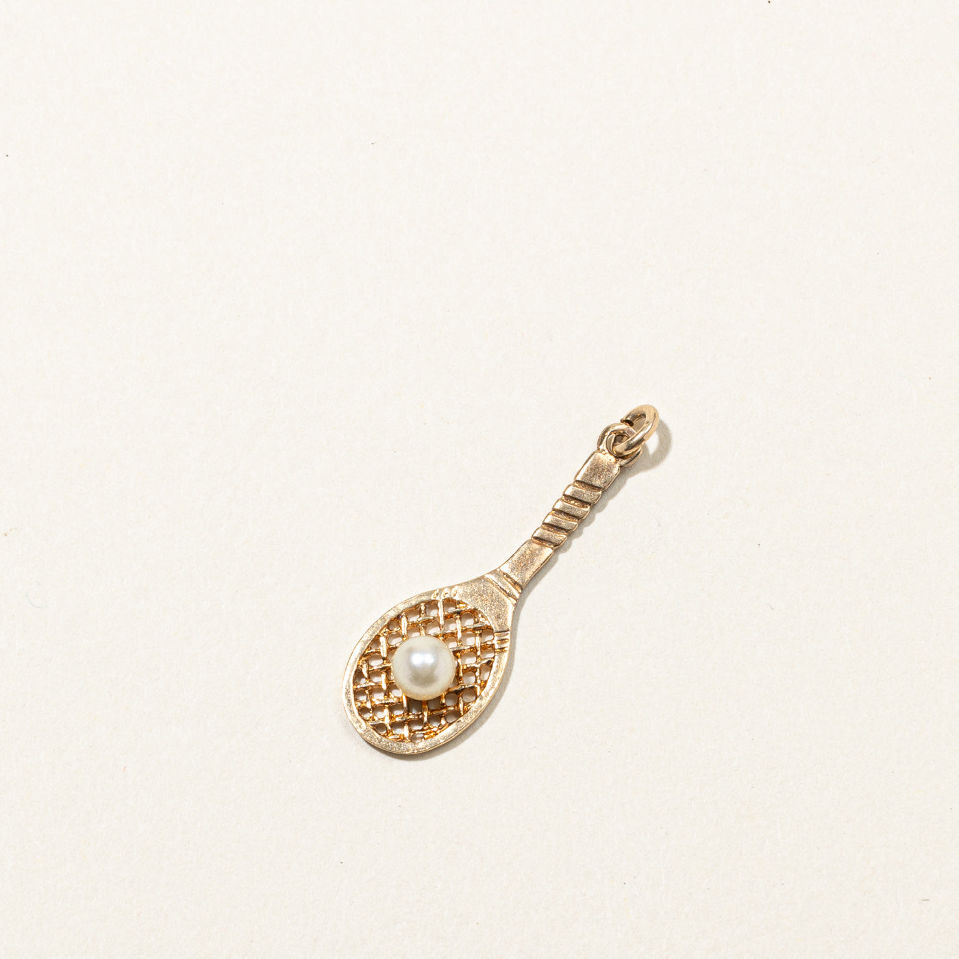 Pendentif de tennis en perles 