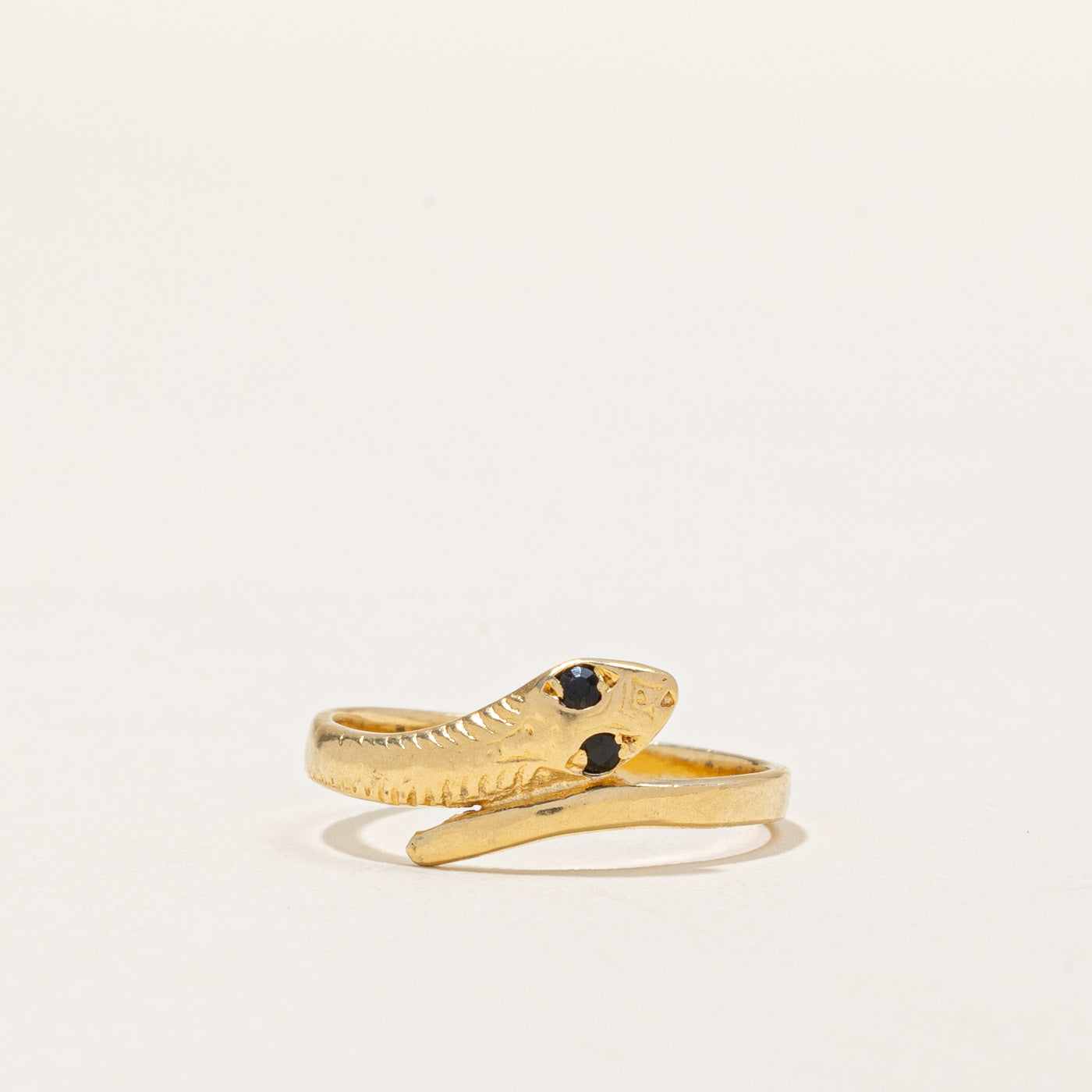 18k Synthetic Spinel Snake Ring | 0.02ctw | SZ 4.5 |