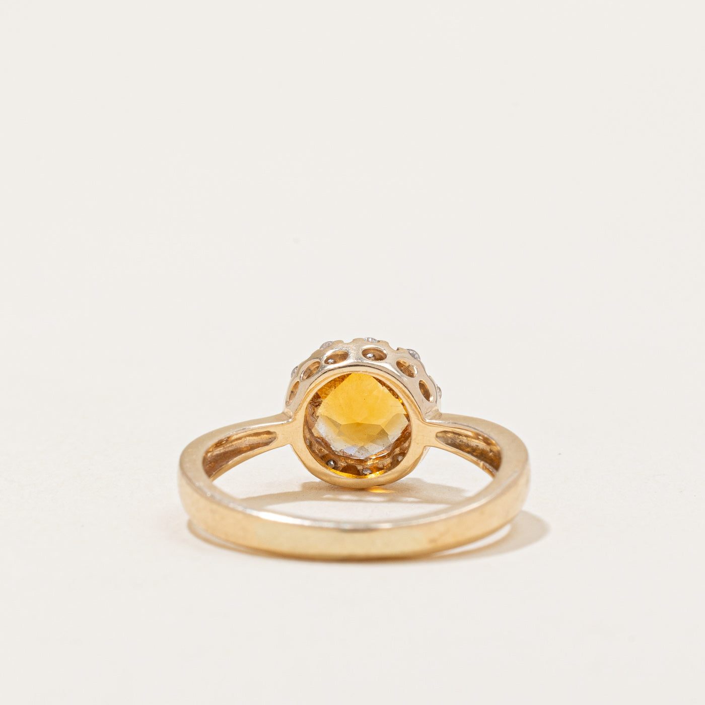 Citrine & Diamond Halo Ring | 0.68ct, 0.05ctw | SZ 4.25 |