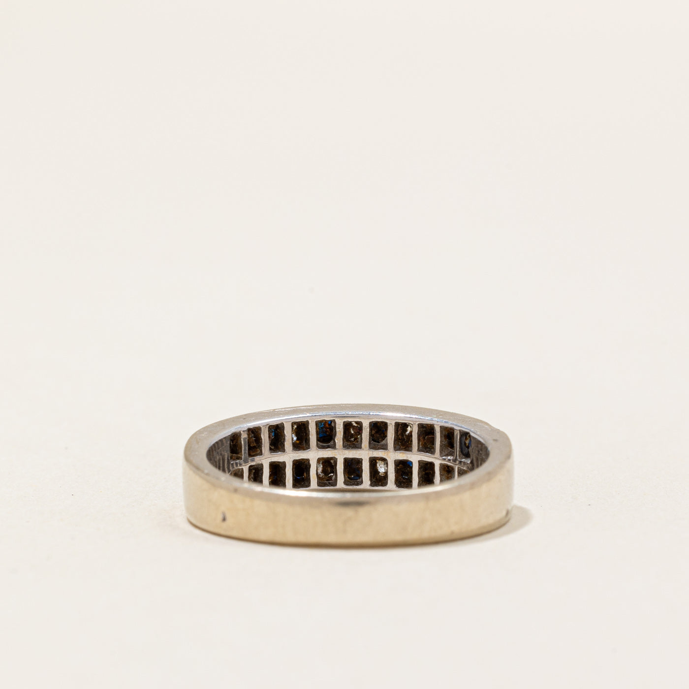 Bague en diamant et saphir | 0,32 ct, 0,30 ct | Taille 6 | 