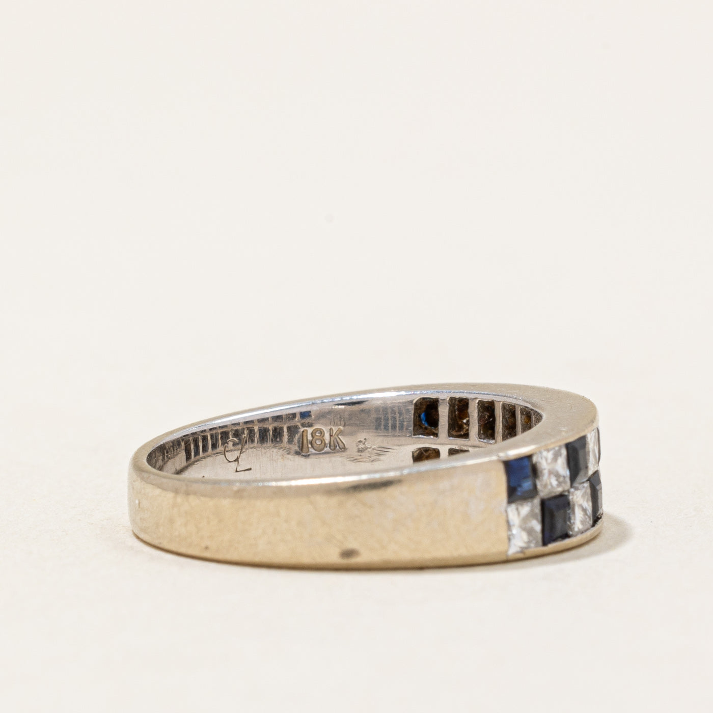 Bague en diamant et saphir | 0,32 ct, 0,30 ct | Taille 6 | 