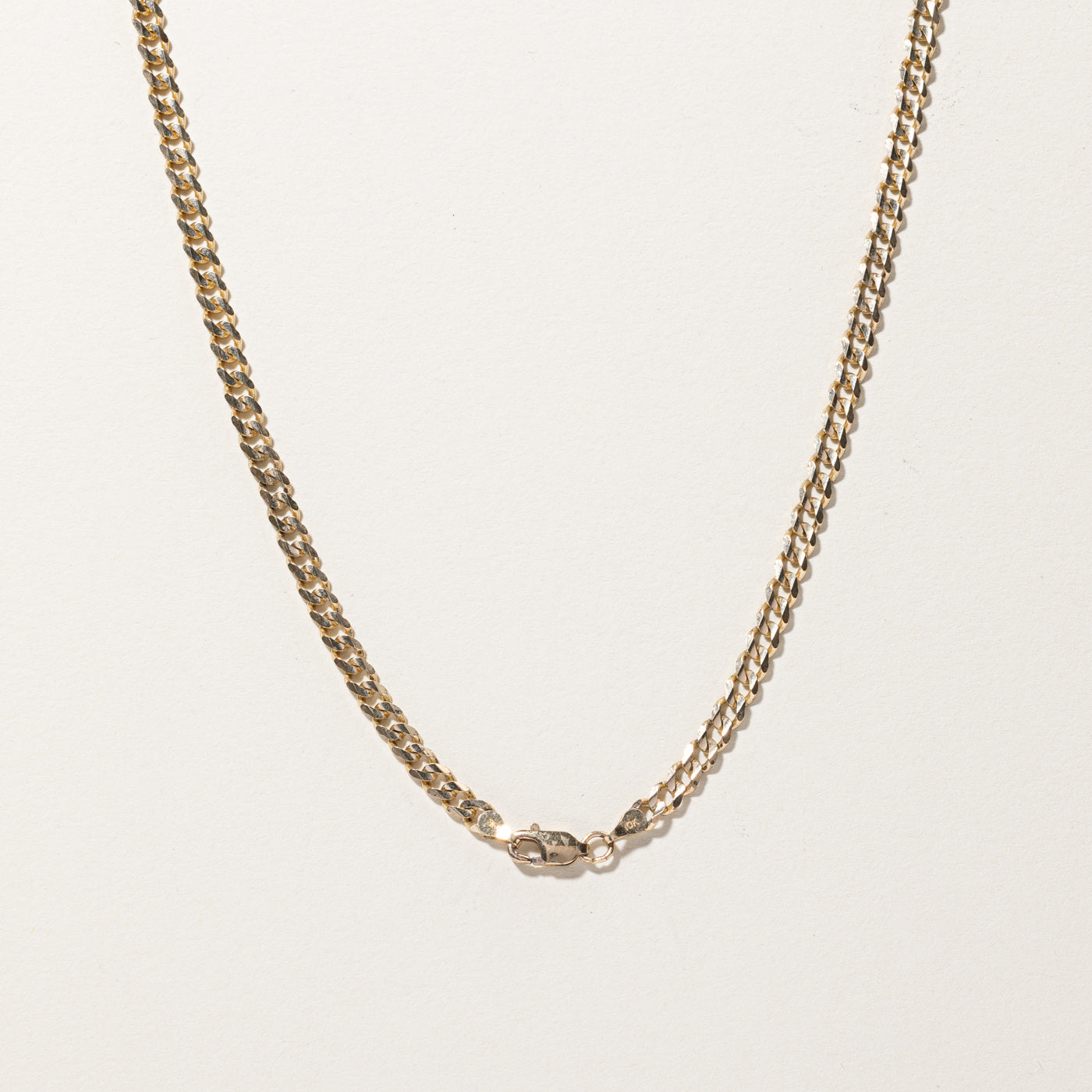 Gold Curb Link Chain | 22