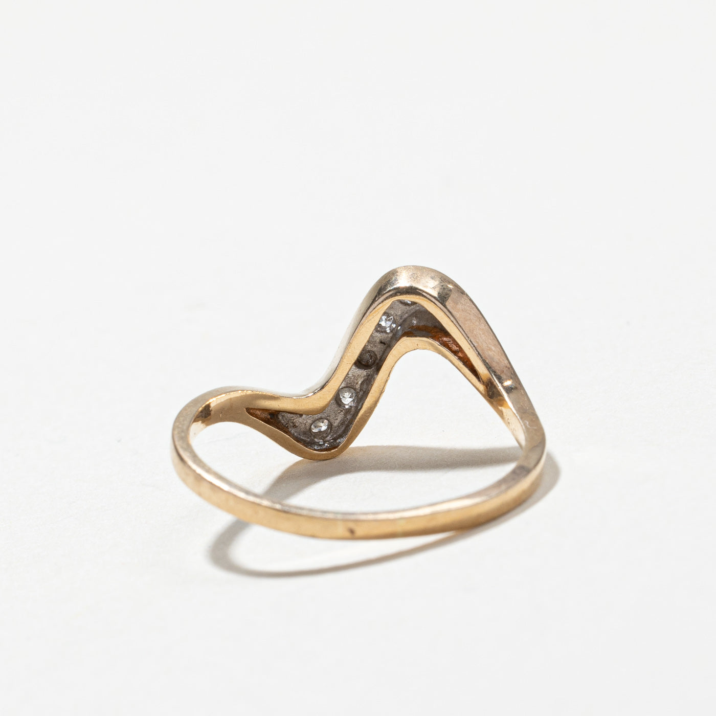 Diamond Wave Ring | 0.05ctw | SZ 7.75 |