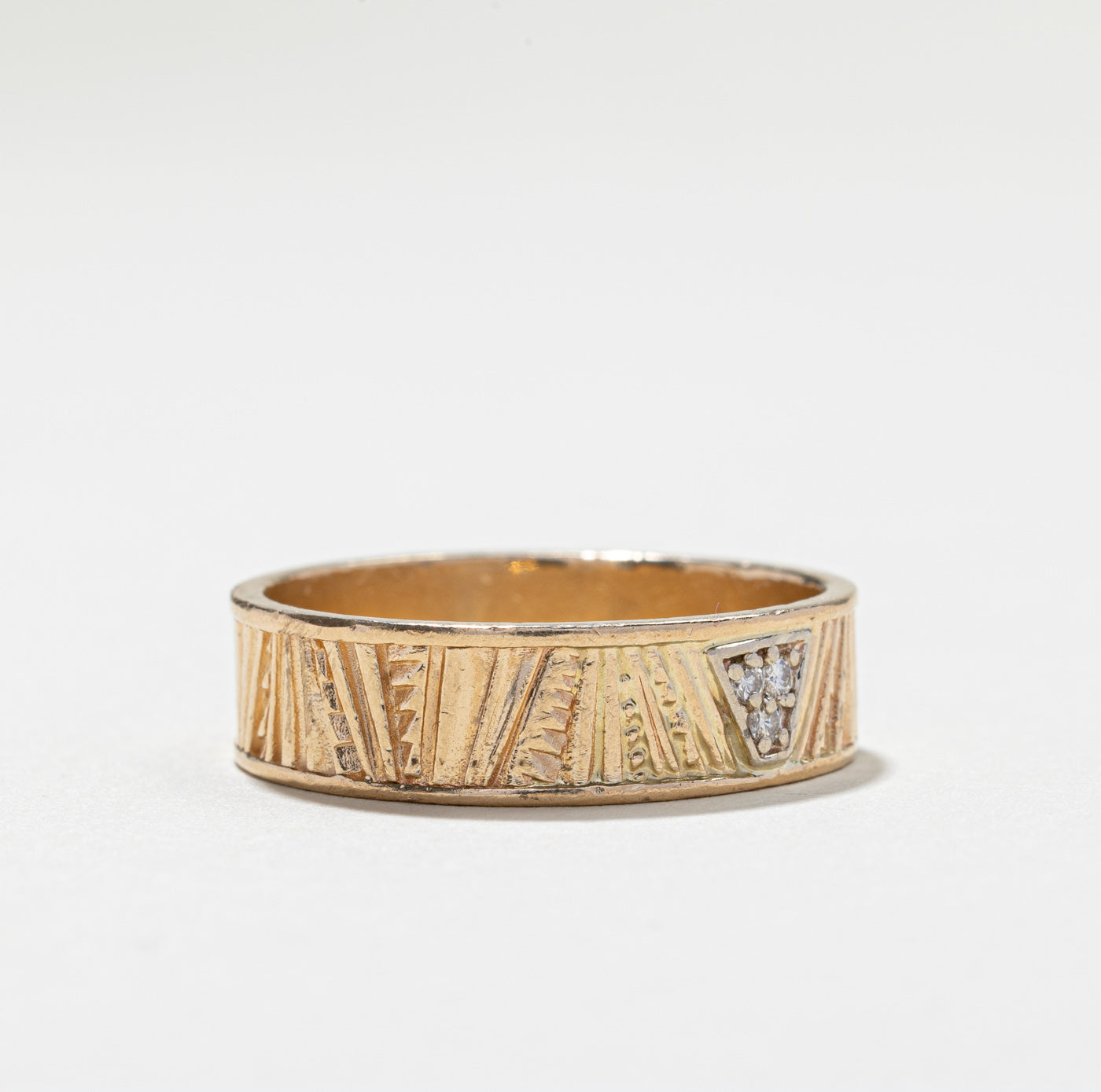 Textured Diamond Band | 0.03ctw | SZ 10.75 |
