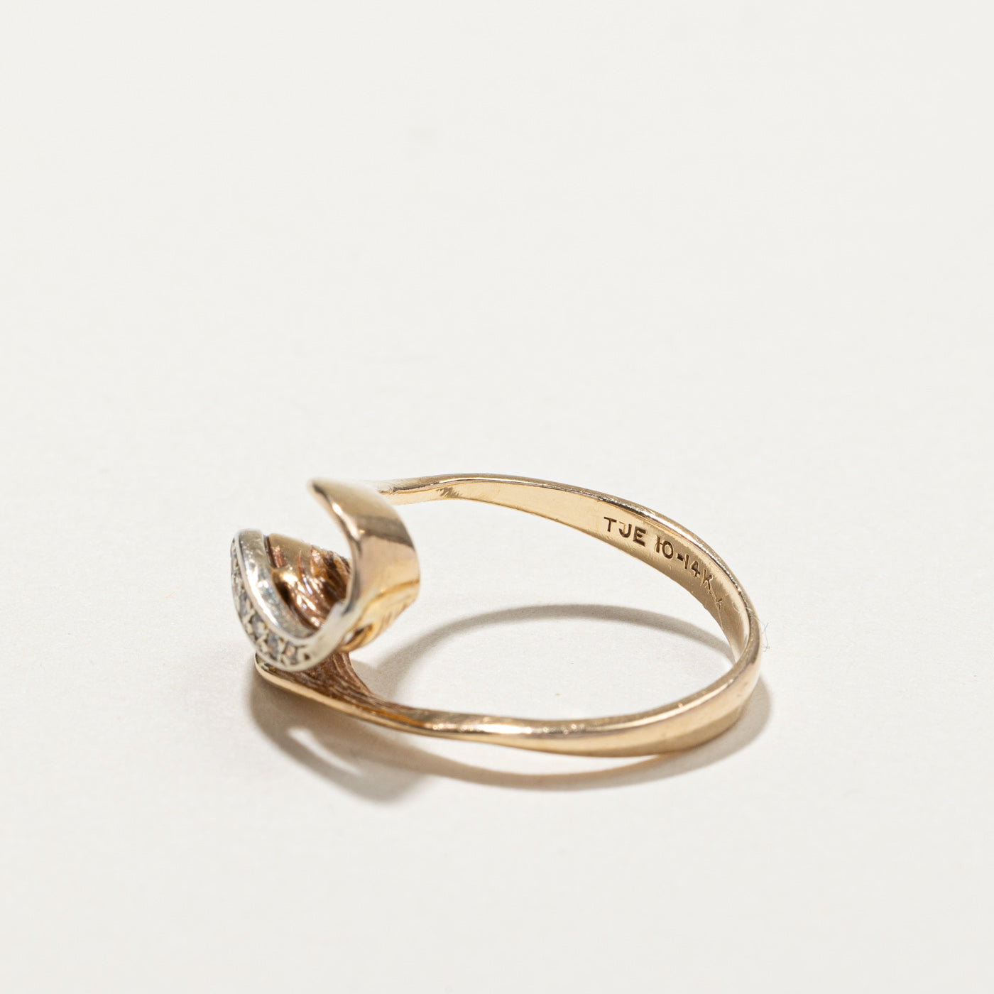 Diamond Bypass Wave Ring | 0.04ctw | SZ 7.25 |