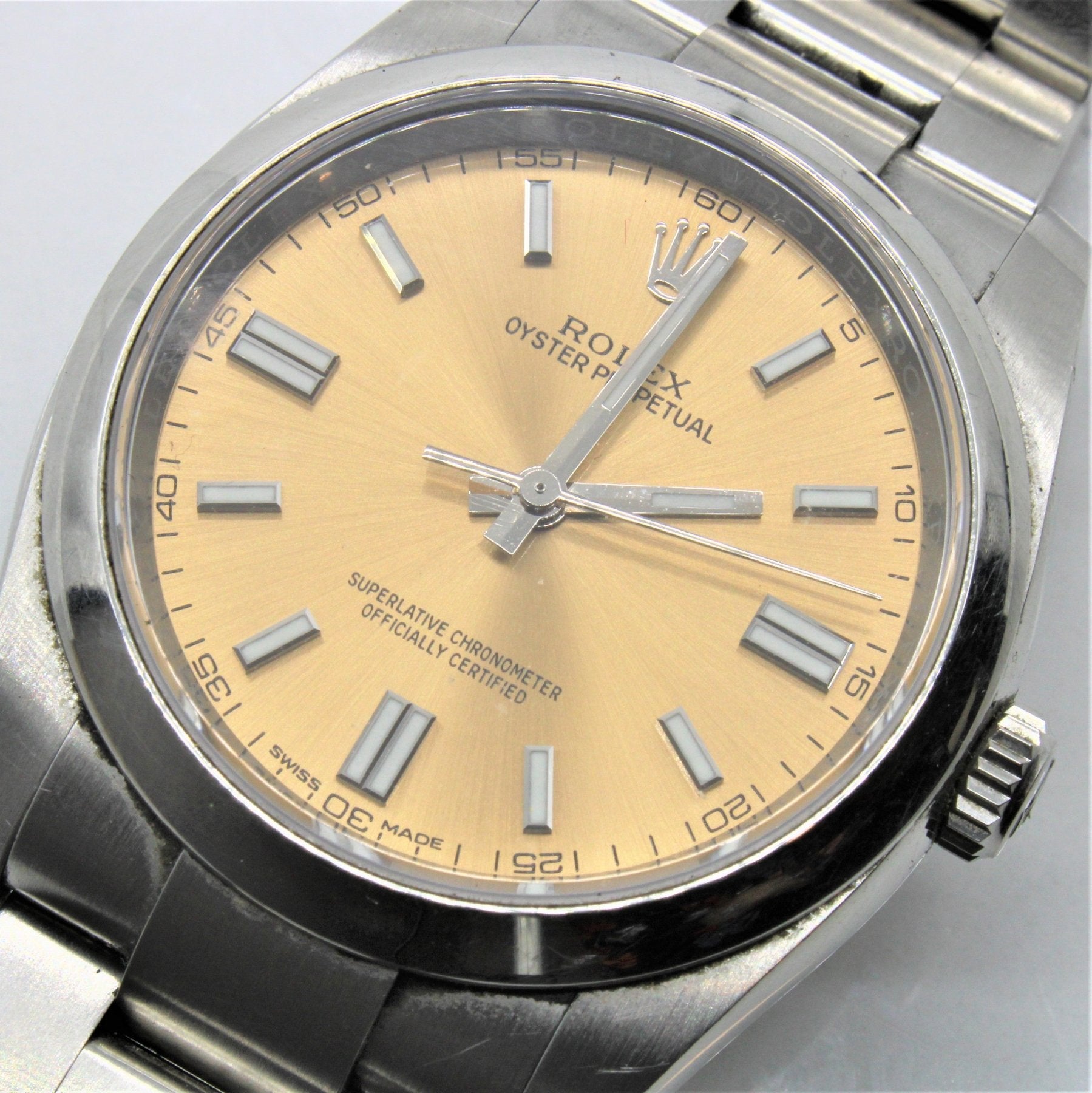 'Rolex' White Grape Dial Oyster Perpetual Watch 116000 | 36mm | - 100 Ways