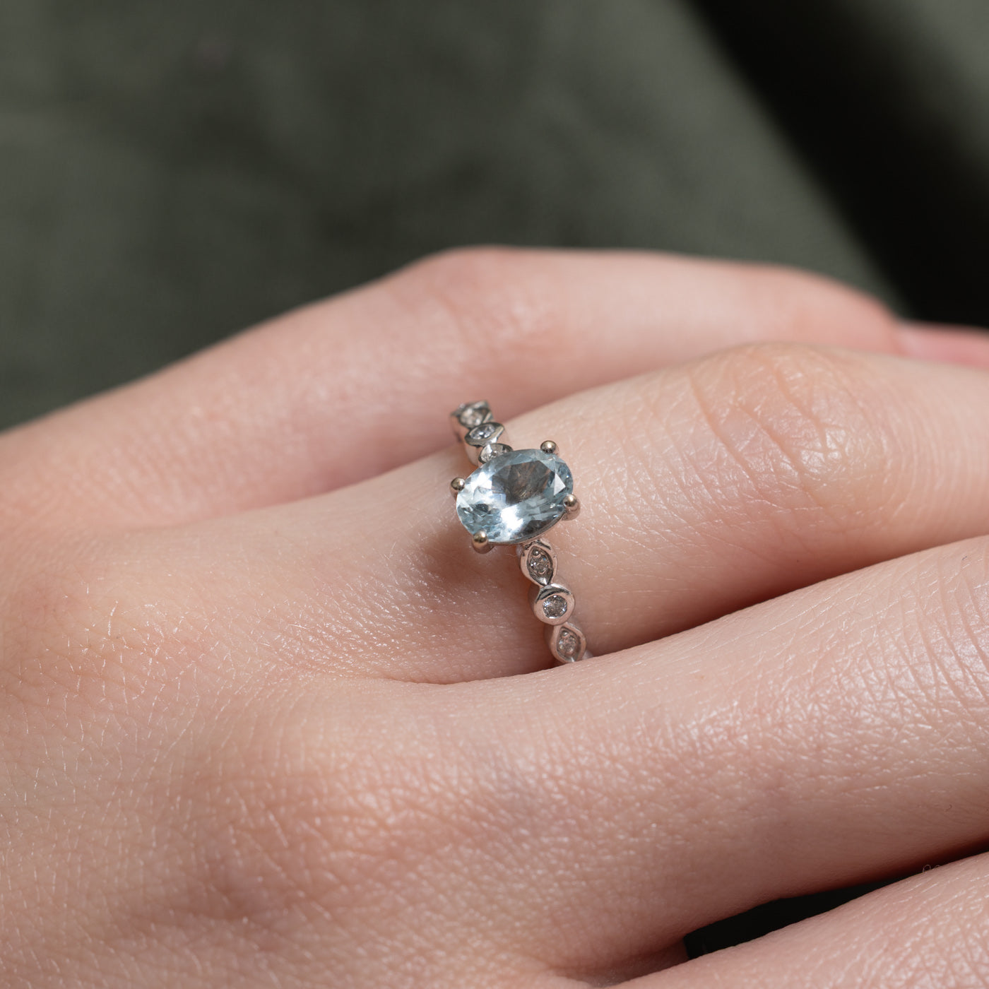 Oval Cut Aquamarine & Diamond Accented Ring | 0.70ct, 0.052ctw | SZ 5.25
